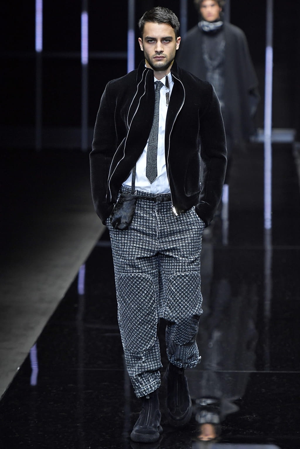 Fashion Week Milan Fall/Winter 2019 look 8 from the Emporio Armani collection menswear