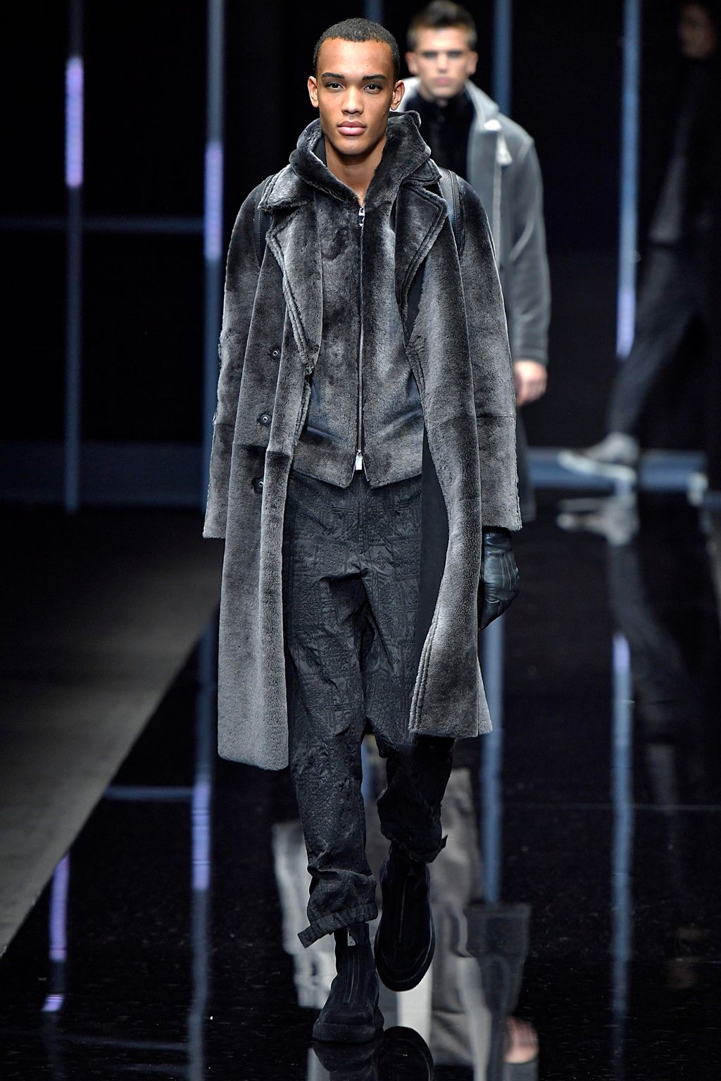 Fashion Week Milan Fall/Winter 2019 look 18 from the Emporio Armani collection menswear