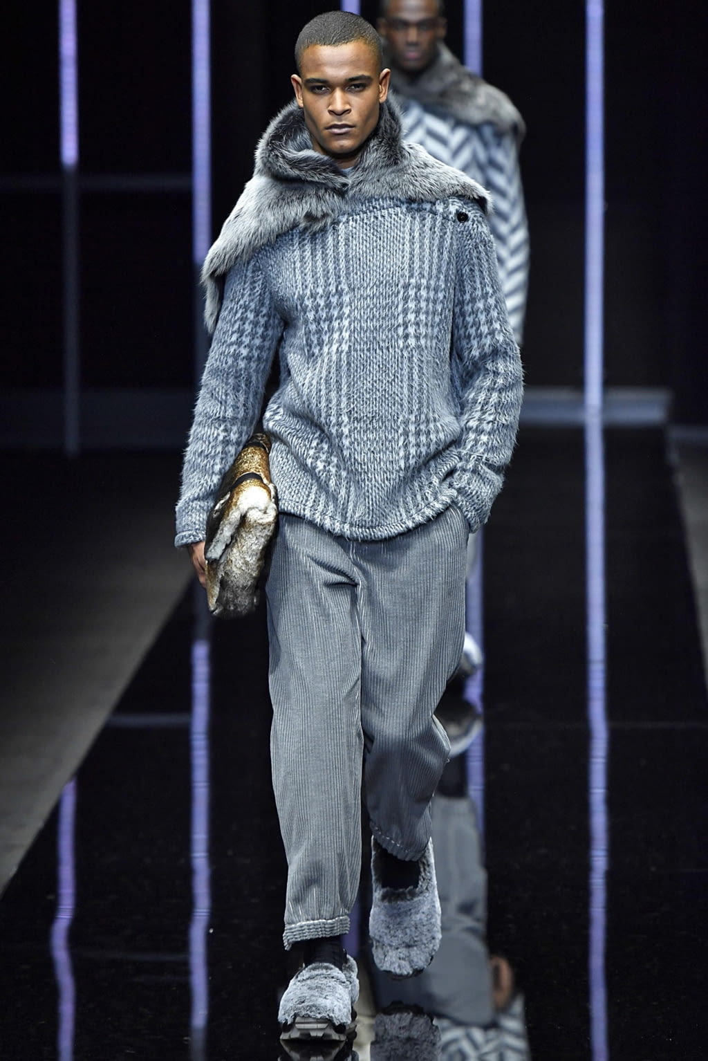 Fashion Week Milan Fall/Winter 2019 look 21 from the Emporio Armani collection menswear