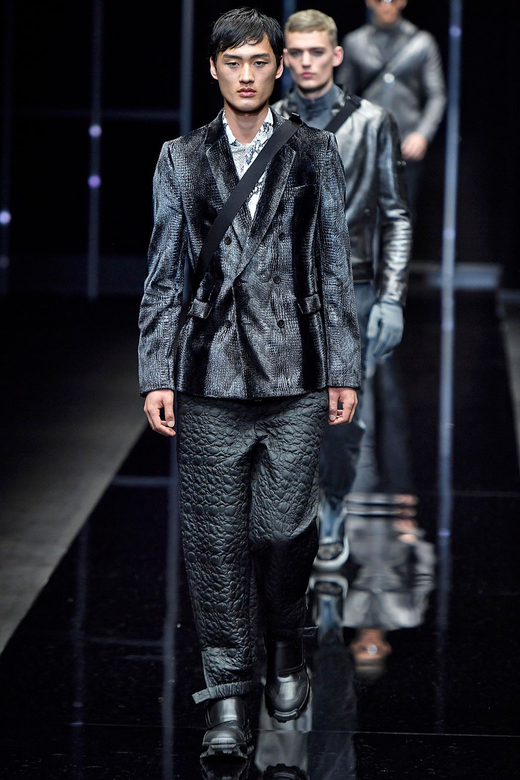 Fashion Week Milan Fall/Winter 2019 look 30 from the Emporio Armani collection 男装