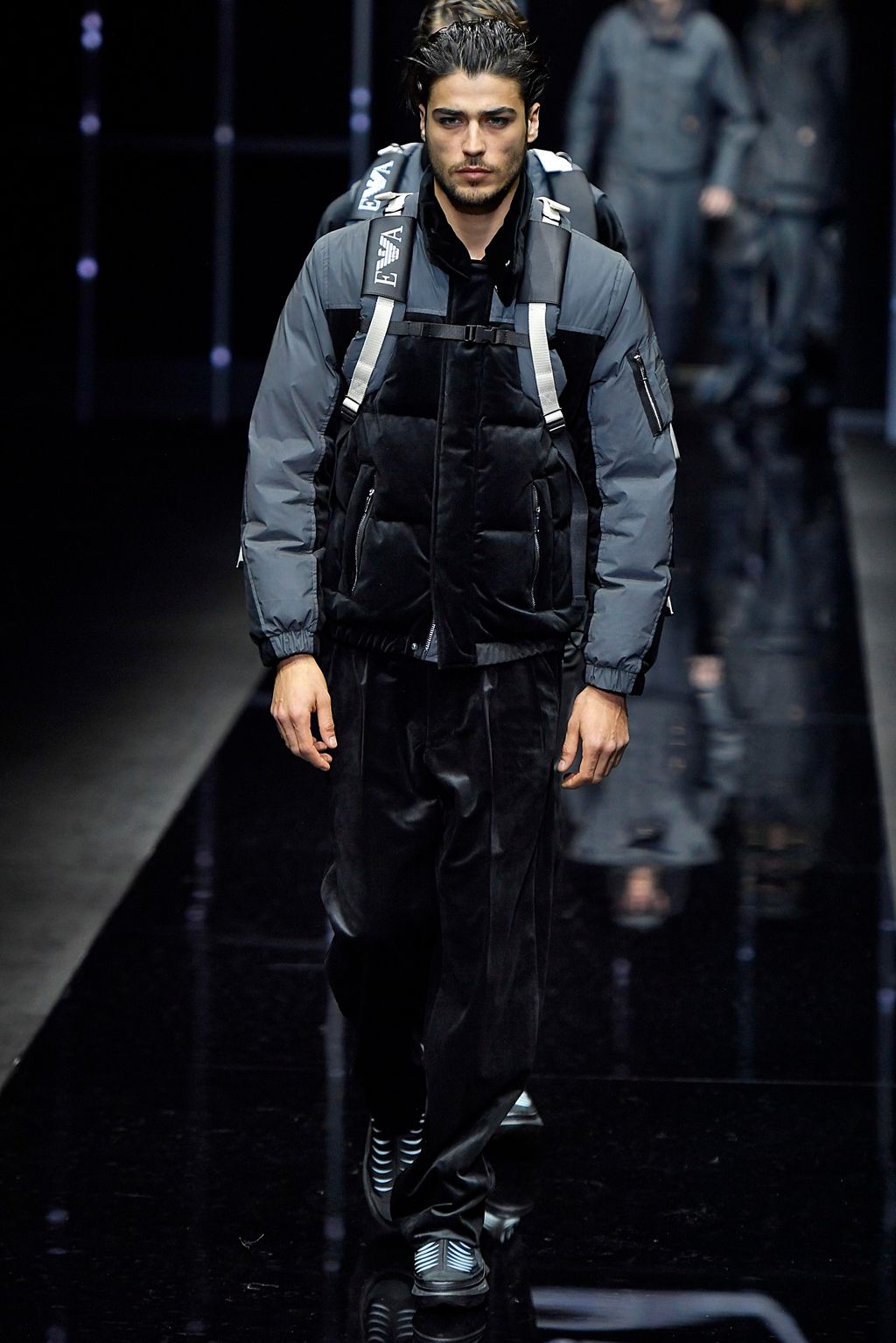 Fashion Week Milan Fall/Winter 2019 look 39 from the Emporio Armani collection 男装