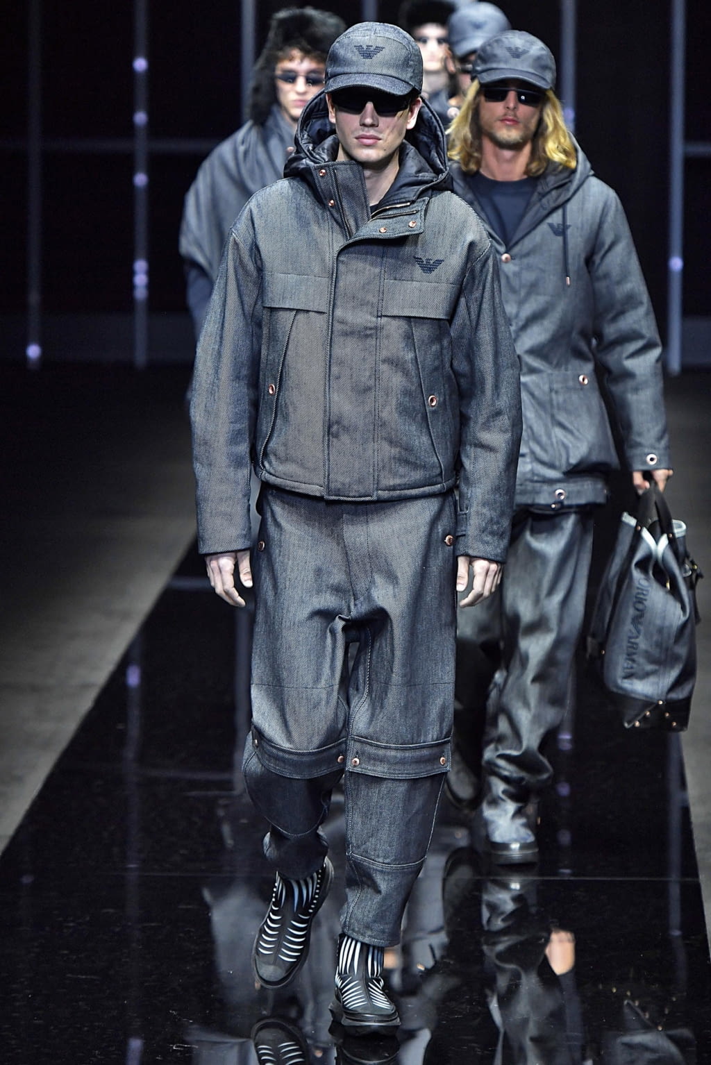 Fashion Week Milan Fall/Winter 2019 look 41 from the Emporio Armani collection menswear