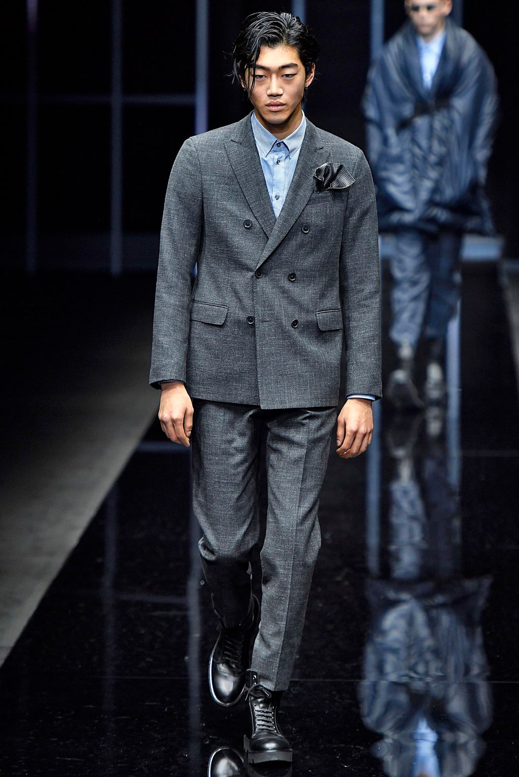 Fashion Week Milan Fall/Winter 2019 look 59 from the Emporio Armani collection menswear