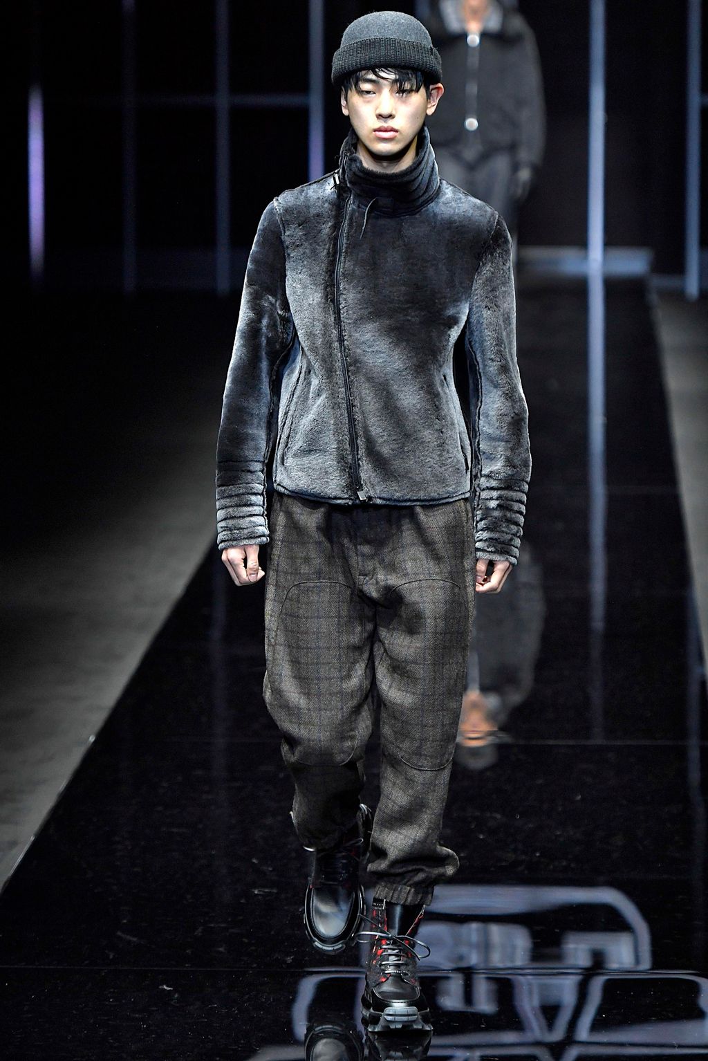 Fashion Week Milan Fall/Winter 2019 look 72 from the Emporio Armani collection 男装