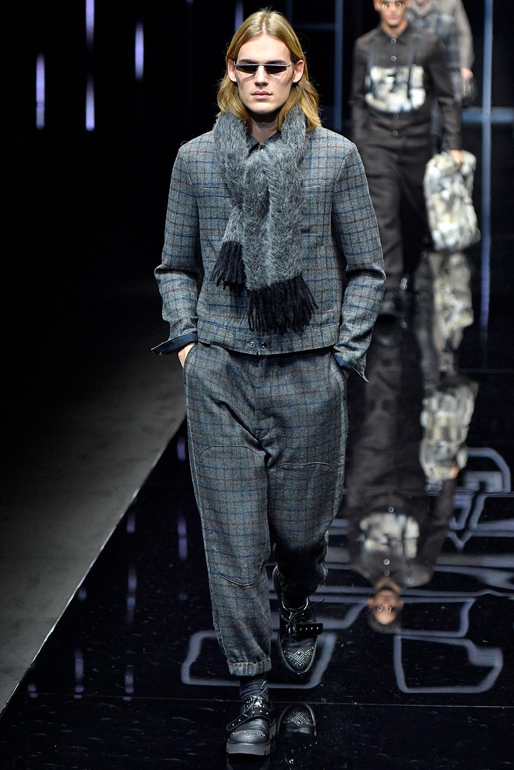 Fashion Week Milan Fall/Winter 2019 look 80 from the Emporio Armani collection menswear