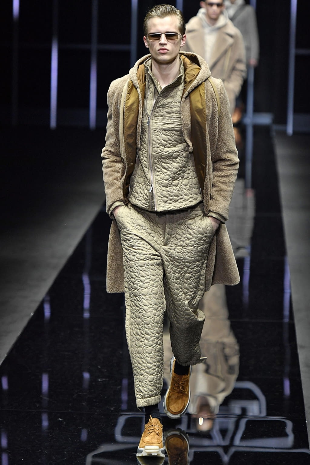 Fashion Week Milan Fall/Winter 2019 look 85 from the Emporio Armani collection 男装