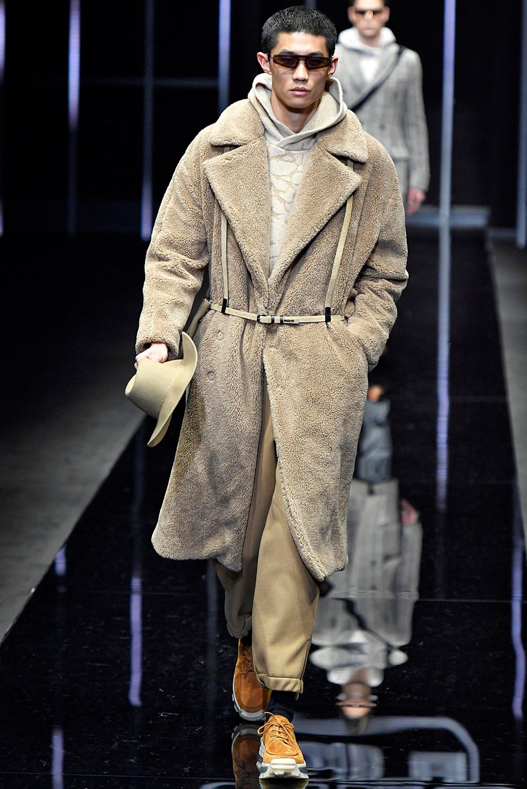Fashion Week Milan Fall/Winter 2019 look 86 from the Emporio Armani collection 男装