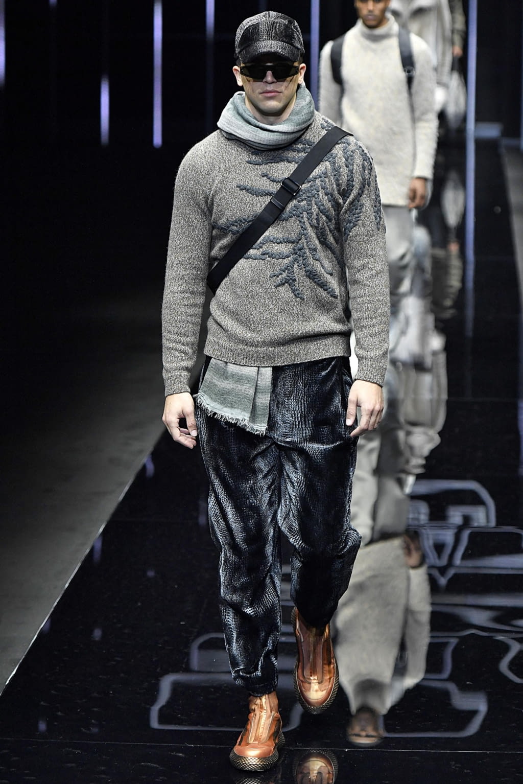 Fashion Week Milan Fall/Winter 2019 look 89 from the Emporio Armani collection menswear