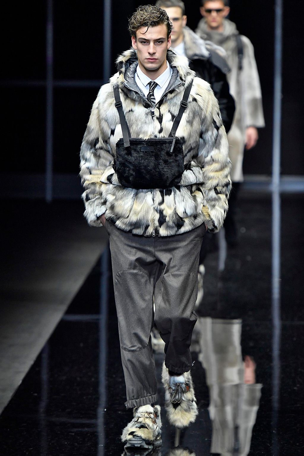 Fashion Week Milan Fall/Winter 2019 look 100 from the Emporio Armani collection 男装