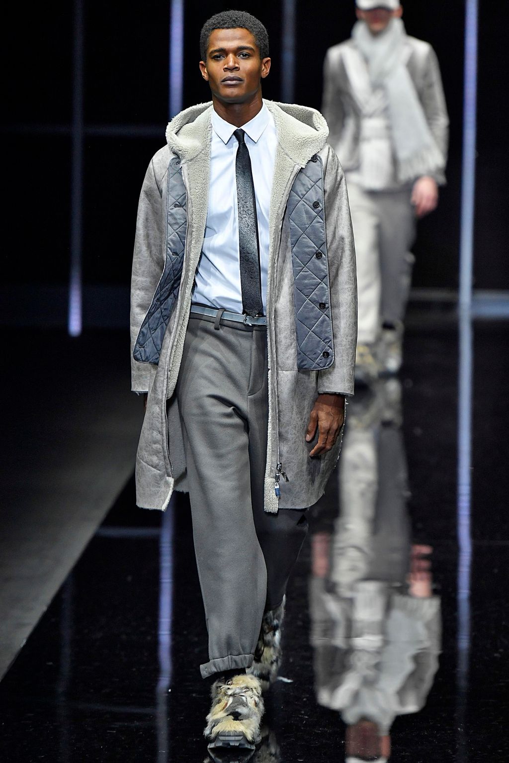 Fashion Week Milan Fall/Winter 2019 look 103 from the Emporio Armani collection 男装