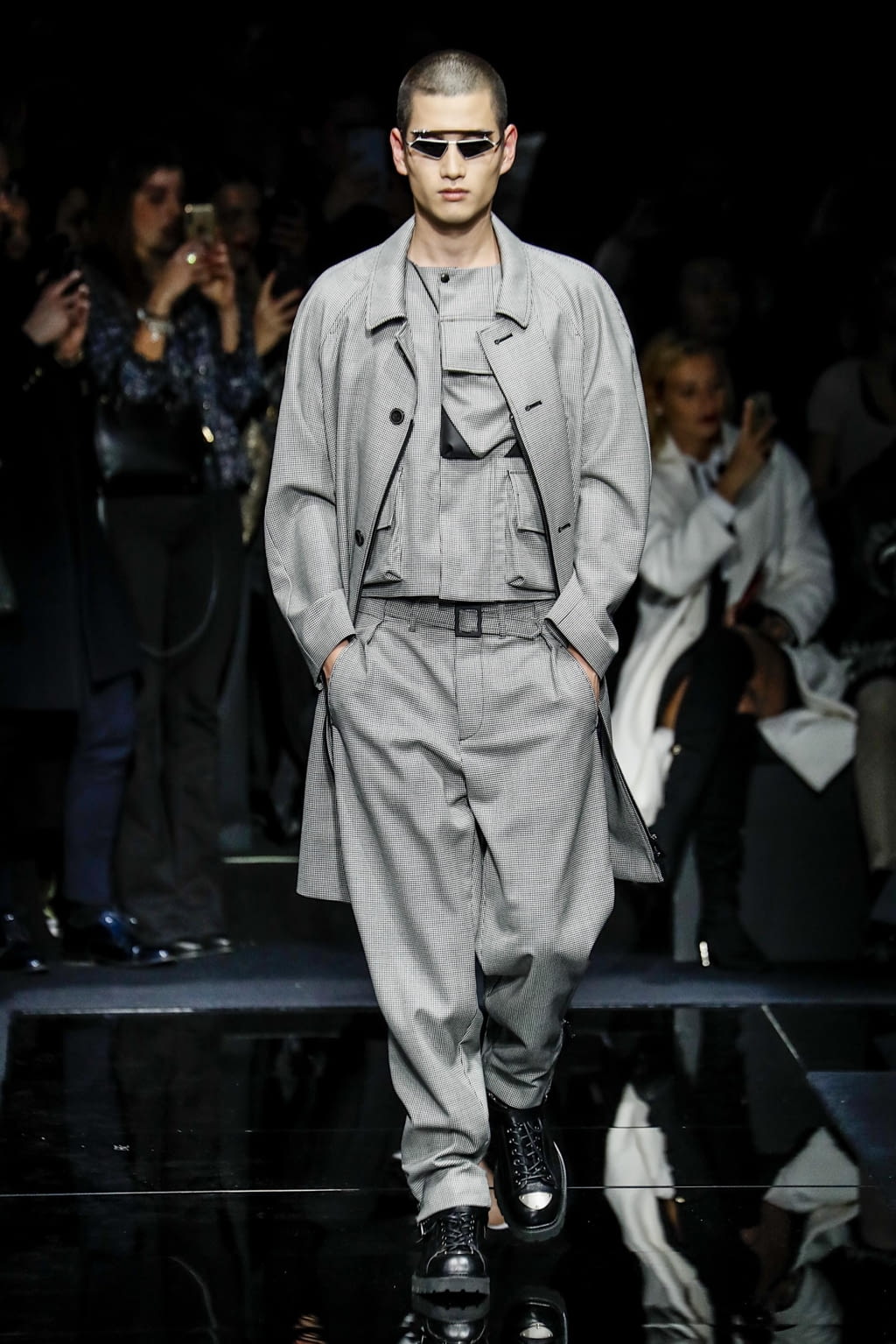 Fashion Week Milan Fall/Winter 2020 look 1 from the Emporio Armani collection 男装