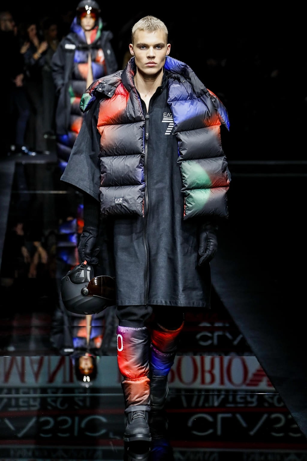 Fashion Week Milan Fall/Winter 2020 look 35 from the Emporio Armani collection menswear