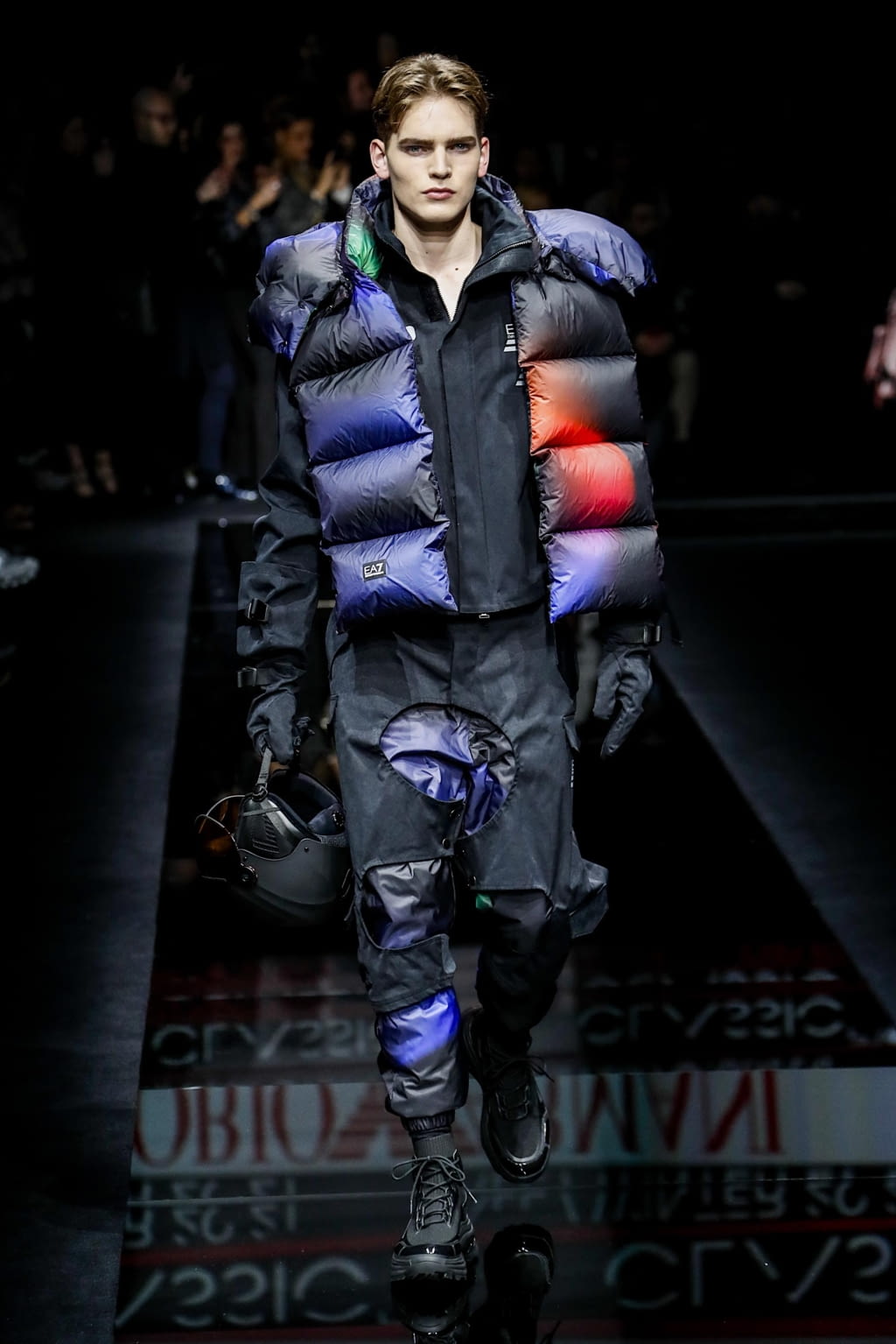 Fashion Week Milan Fall/Winter 2020 look 37 from the Emporio Armani collection menswear