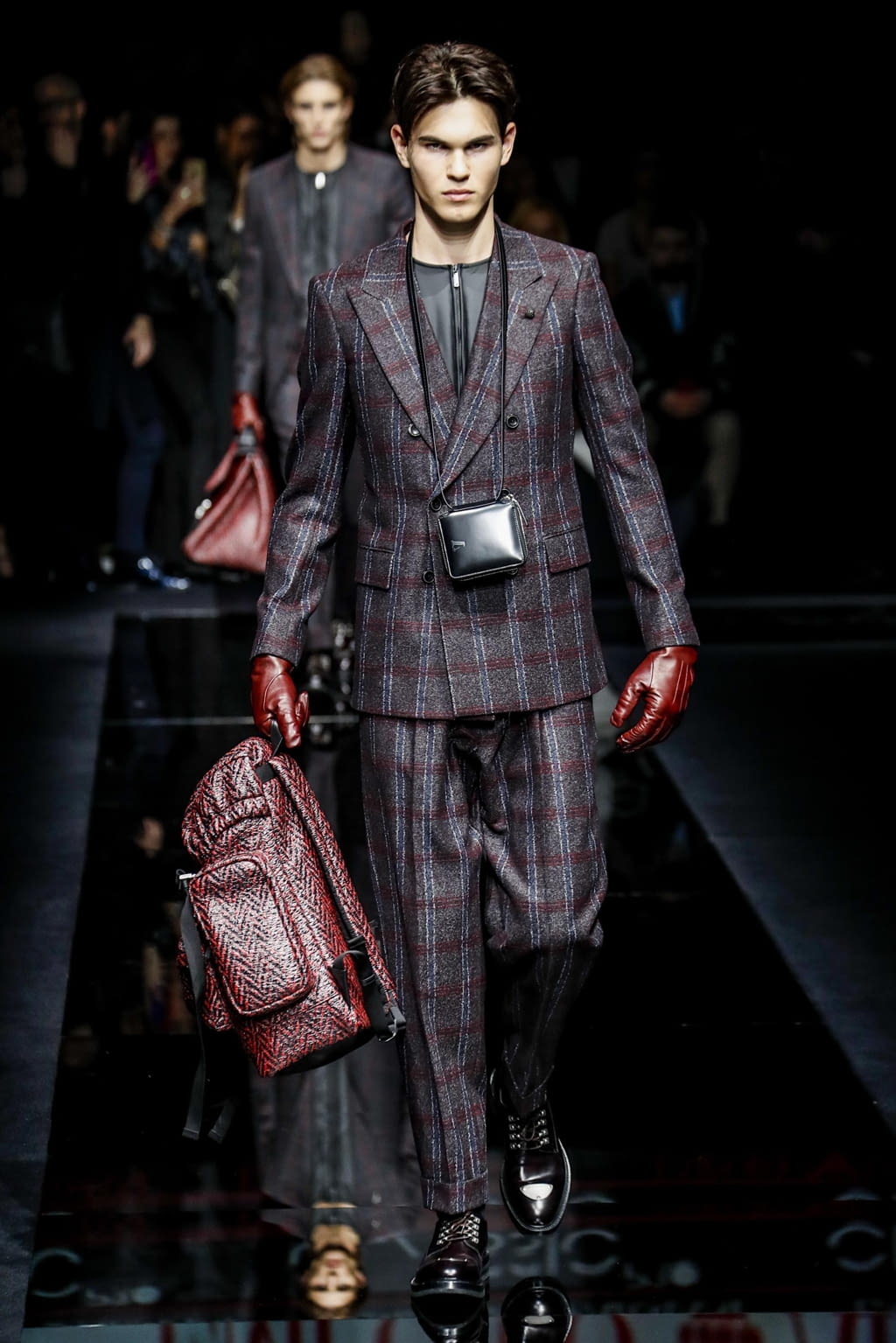 Fashion Week Milan Fall/Winter 2020 look 38 from the Emporio Armani collection menswear