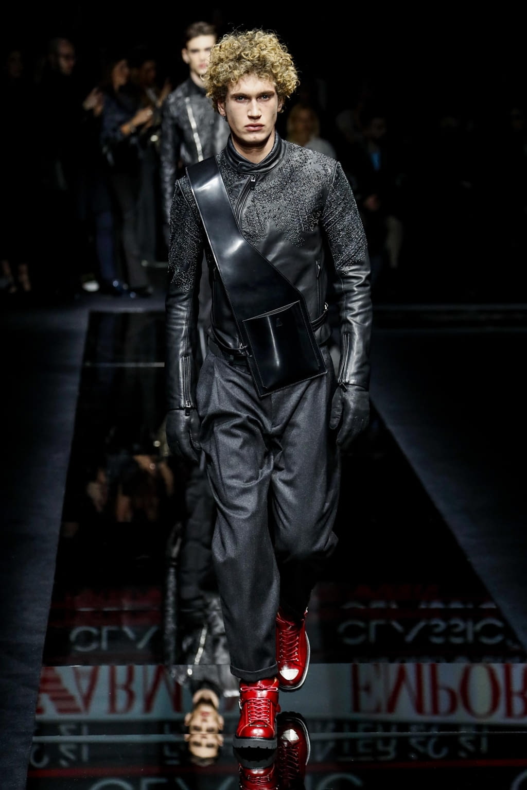 Fashion Week Milan Fall/Winter 2020 look 64 de la collection Emporio Armani menswear
