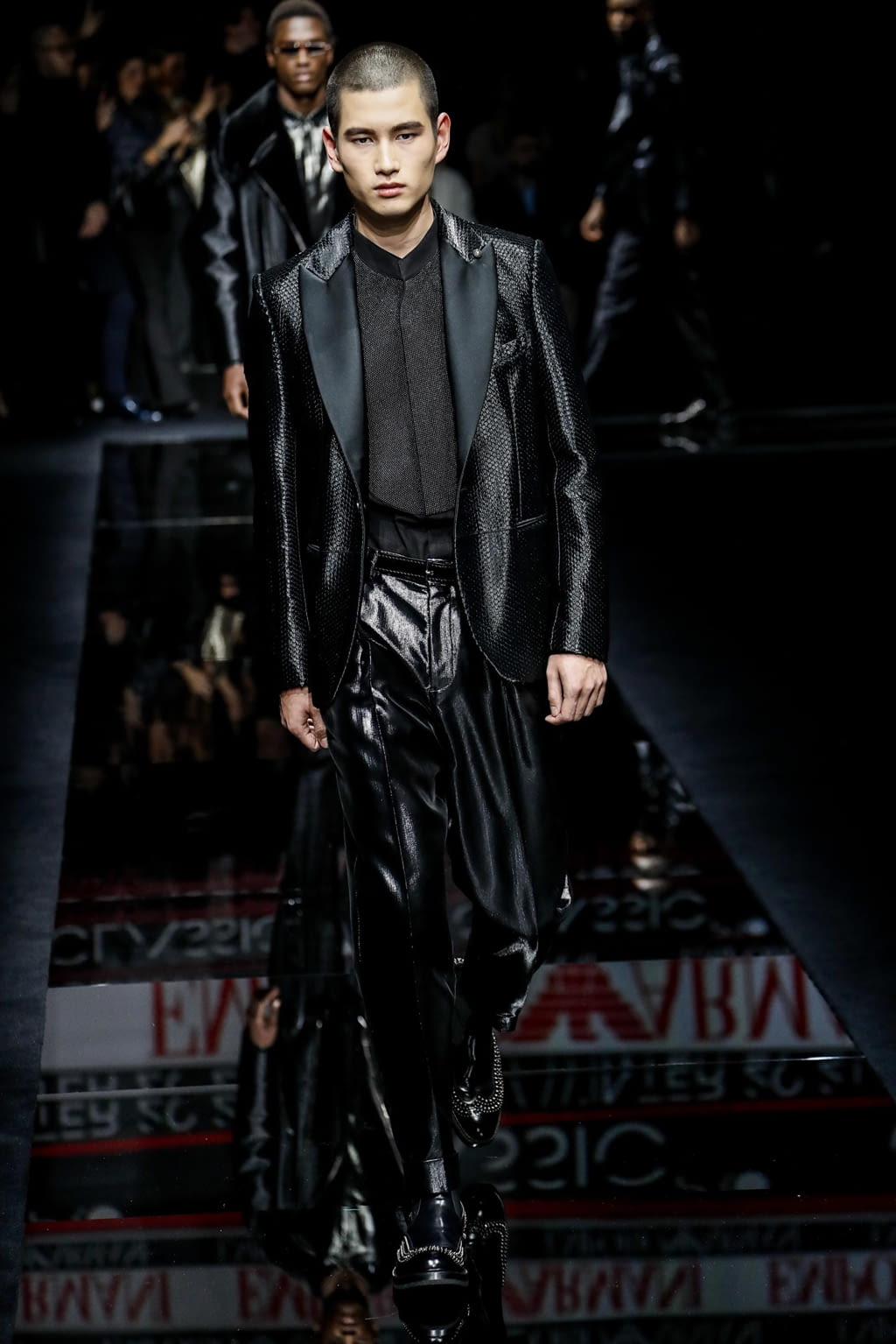 Fashion Week Milan Fall/Winter 2020 look 74 de la collection Emporio Armani menswear
