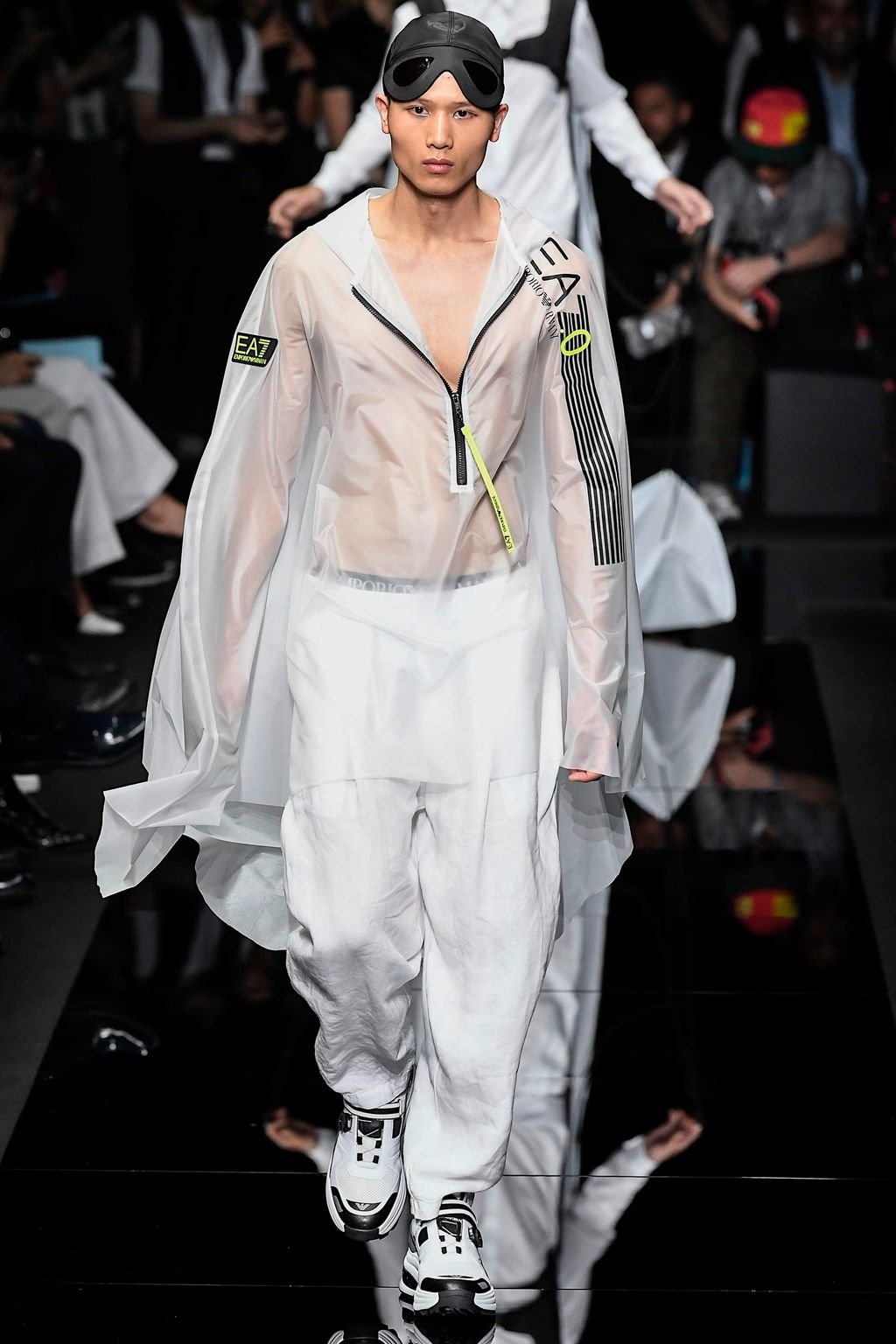 Fashion Week Milan Spring/Summer 2020 look 15 de la collection Emporio Armani menswear