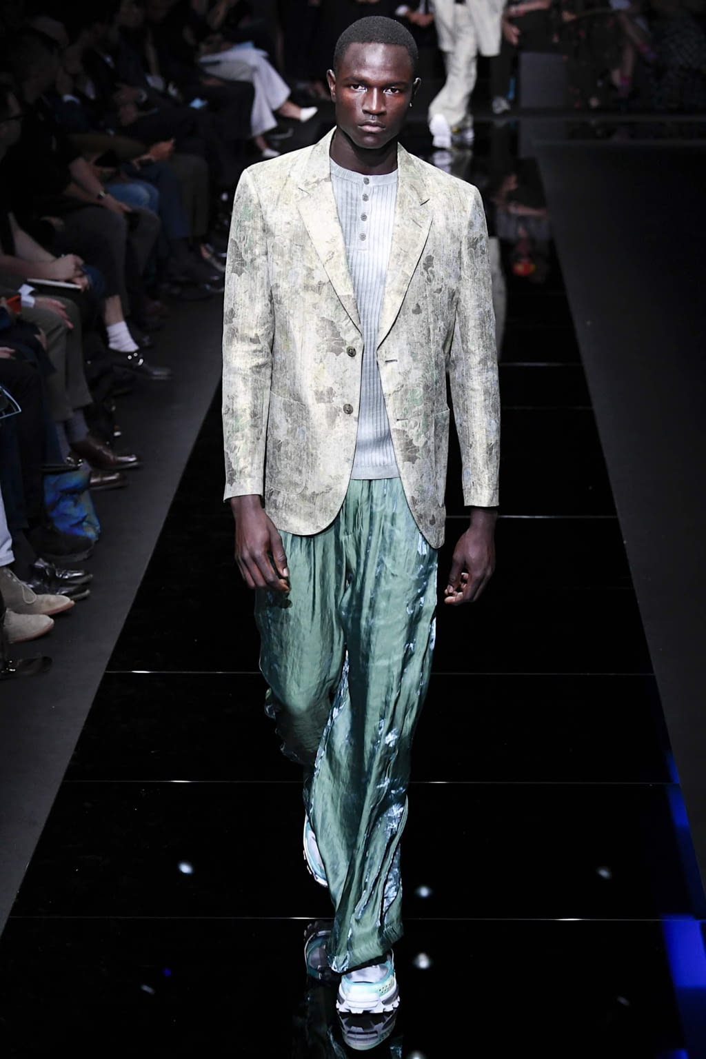 Fashion Week Milan Spring/Summer 2020 look 50 from the Emporio Armani collection 男装
