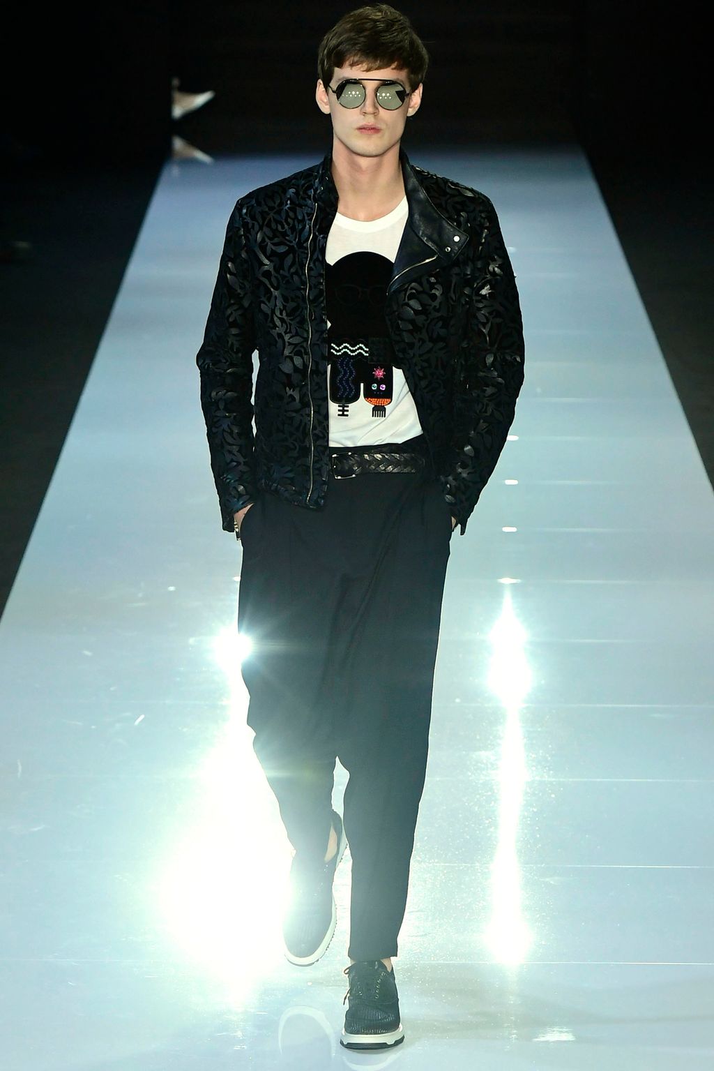 Fashion Week London Spring/Summer 2018 look 35 de la collection Emporio Armani womenswear