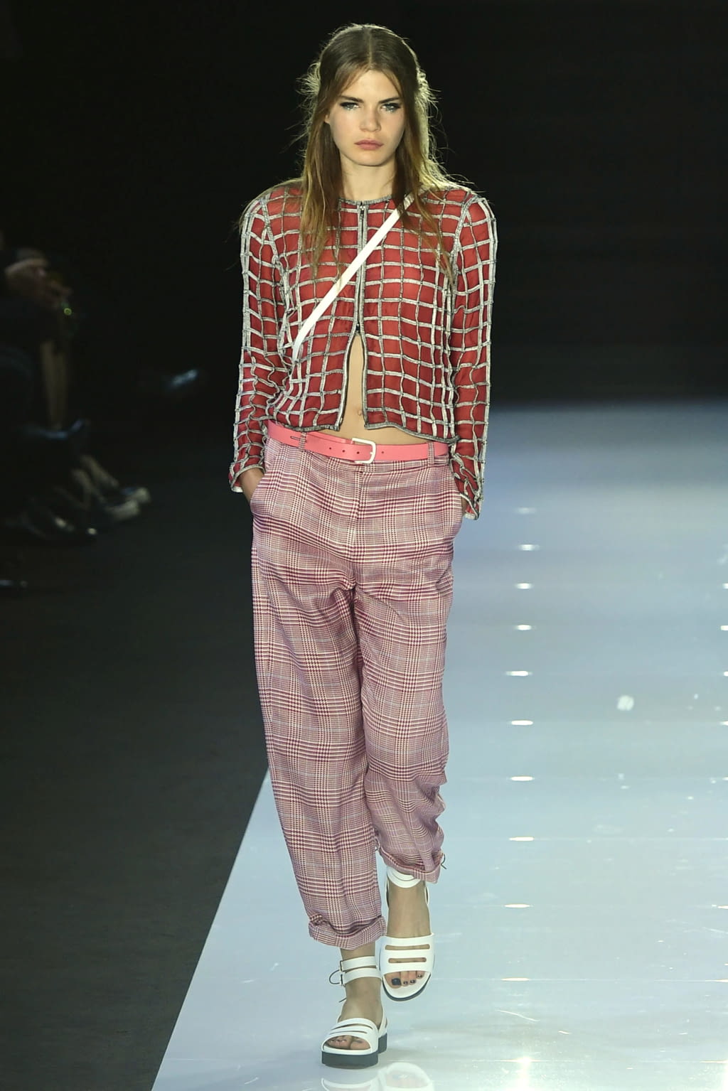 Fashion Week London Spring/Summer 2018 look 44 from the Emporio Armani collection 女装