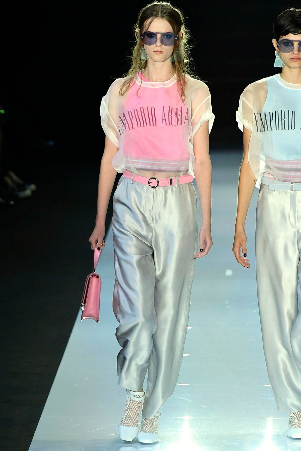 Fashion Week London Spring/Summer 2018 look 59 from the Emporio Armani collection 女装