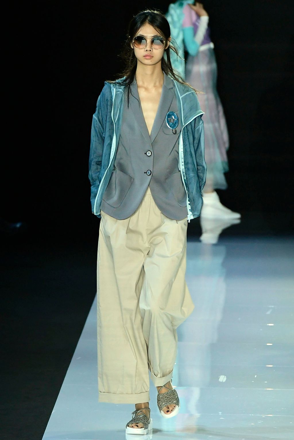 Fashion Week London Spring/Summer 2018 look 60 from the Emporio Armani collection womenswear