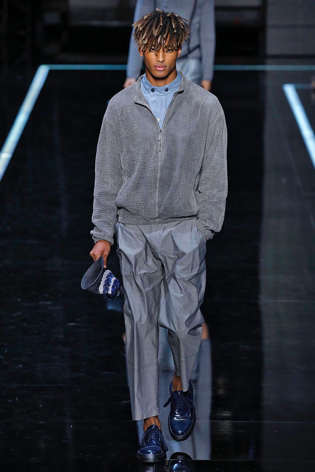 Fashion Week Milan Spring/Summer 2019 look 15 from the Emporio Armani collection womenswear