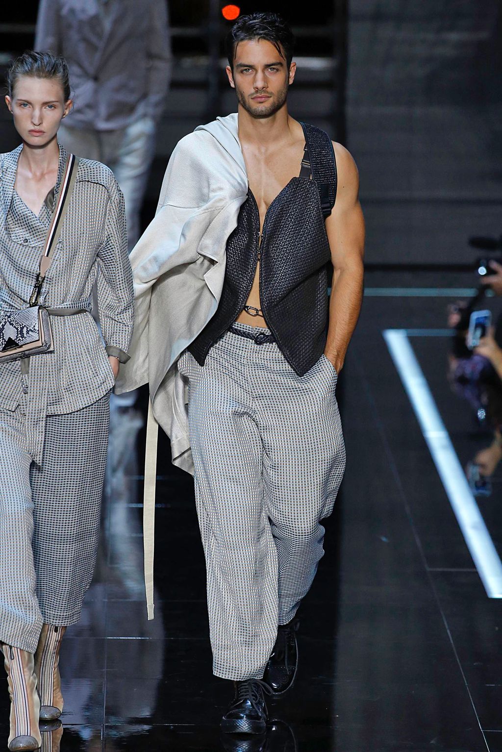 Fashion Week Milan Spring/Summer 2019 look 21 from the Emporio Armani collection womenswear