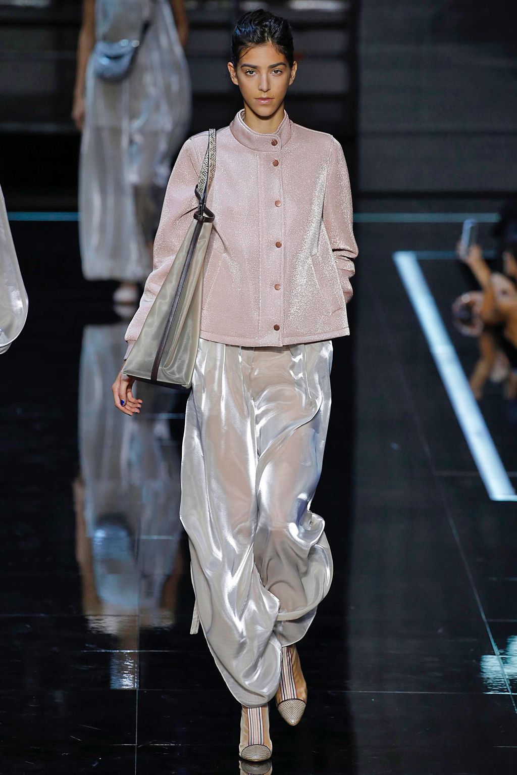 Fashion Week Milan Spring/Summer 2019 look 32 from the Emporio Armani collection womenswear
