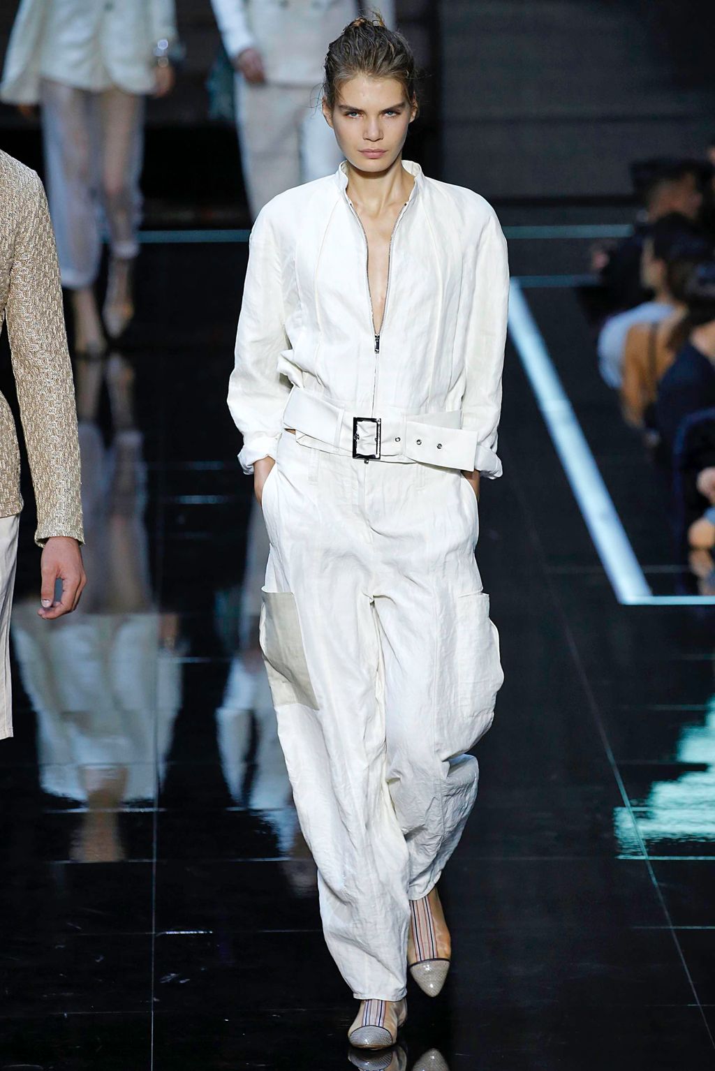 Fashion Week Milan Spring/Summer 2019 look 59 from the Emporio Armani collection womenswear