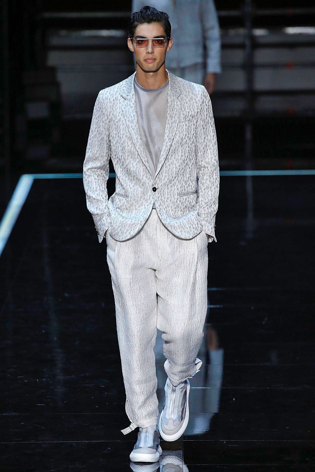 Fashion Week Milan Spring/Summer 2019 look 71 from the Emporio Armani collection womenswear