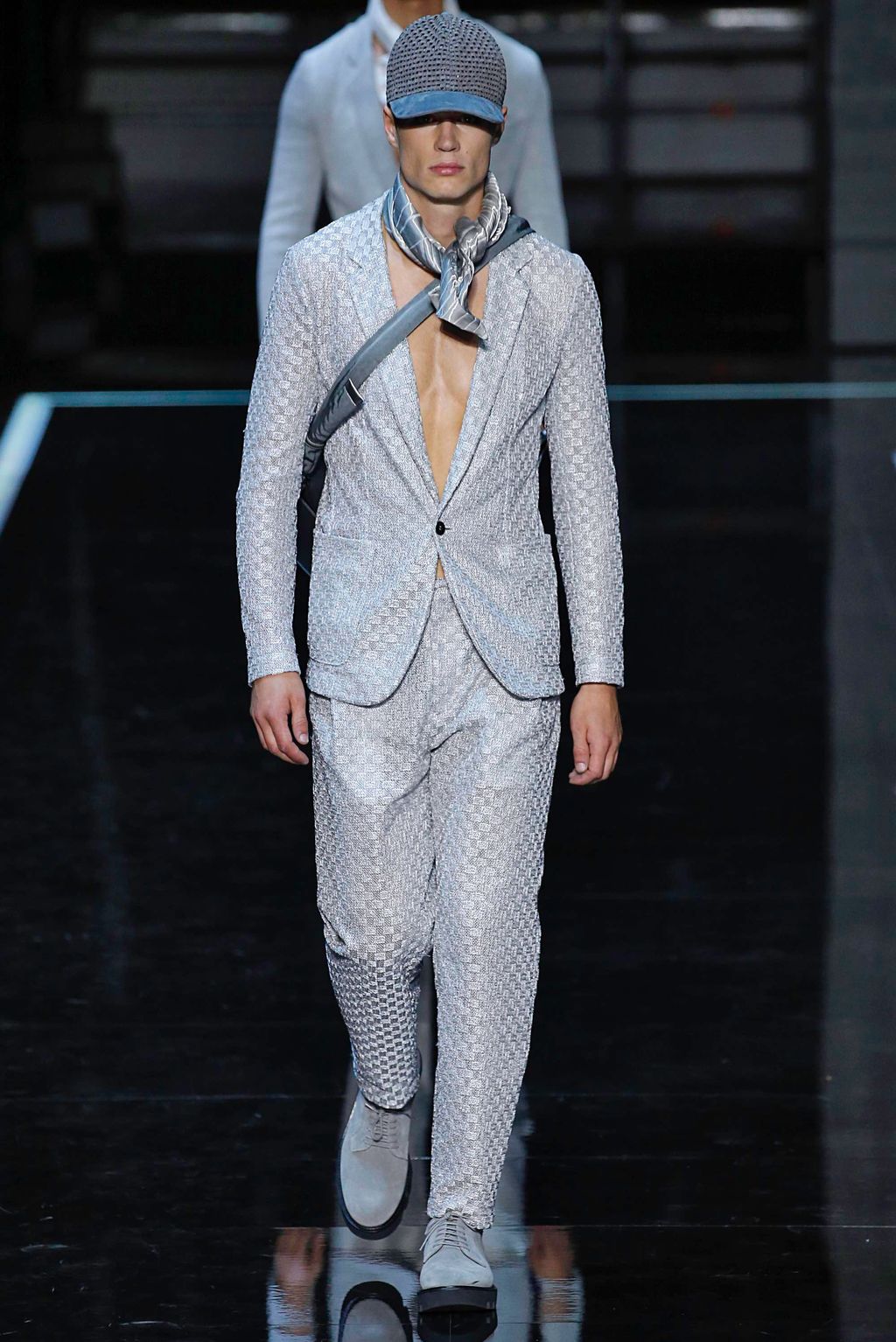 Fashion Week Milan Spring/Summer 2019 look 77 from the Emporio Armani collection womenswear