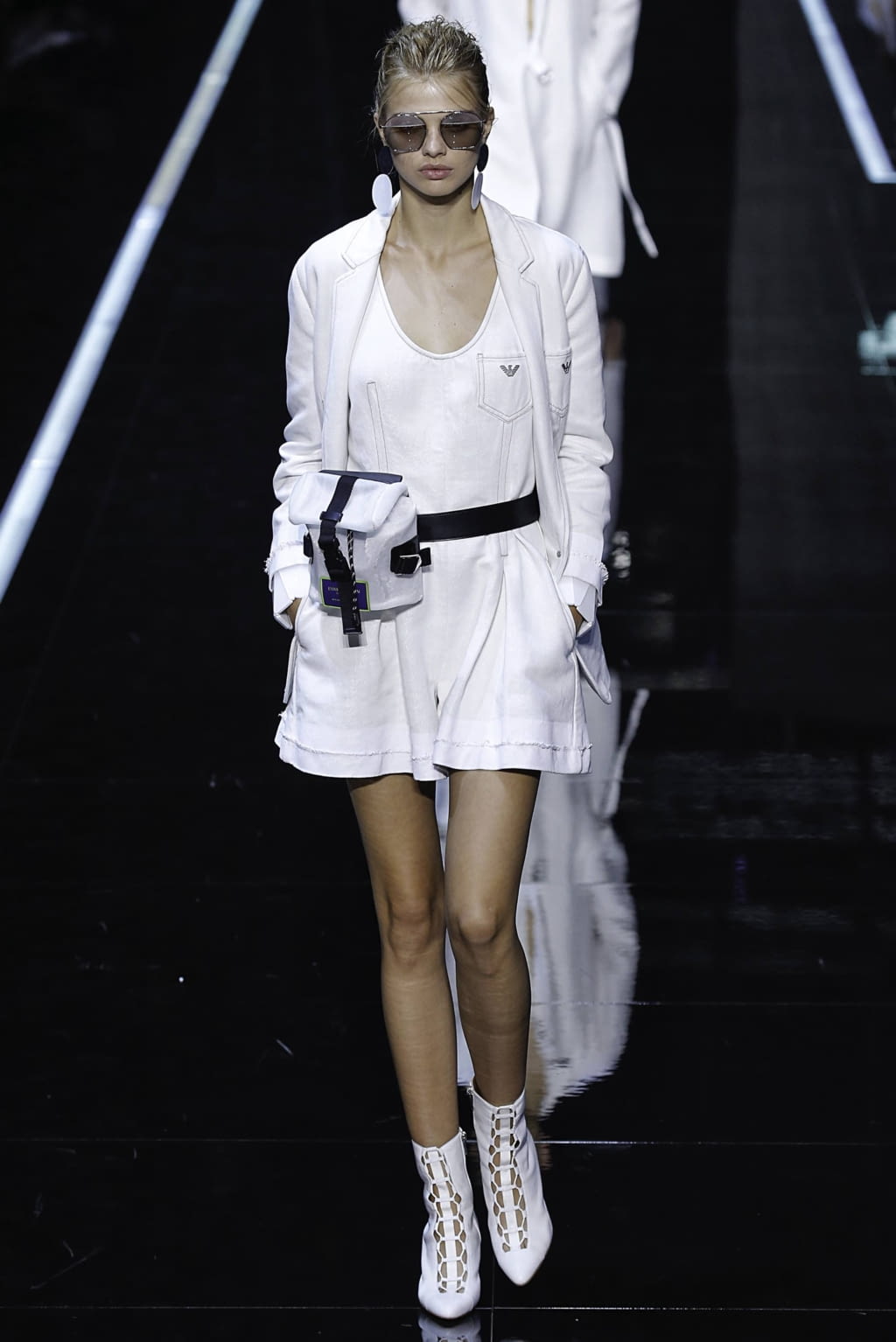 Fashion Week Milan Spring/Summer 2019 look 92 from the Emporio Armani collection womenswear