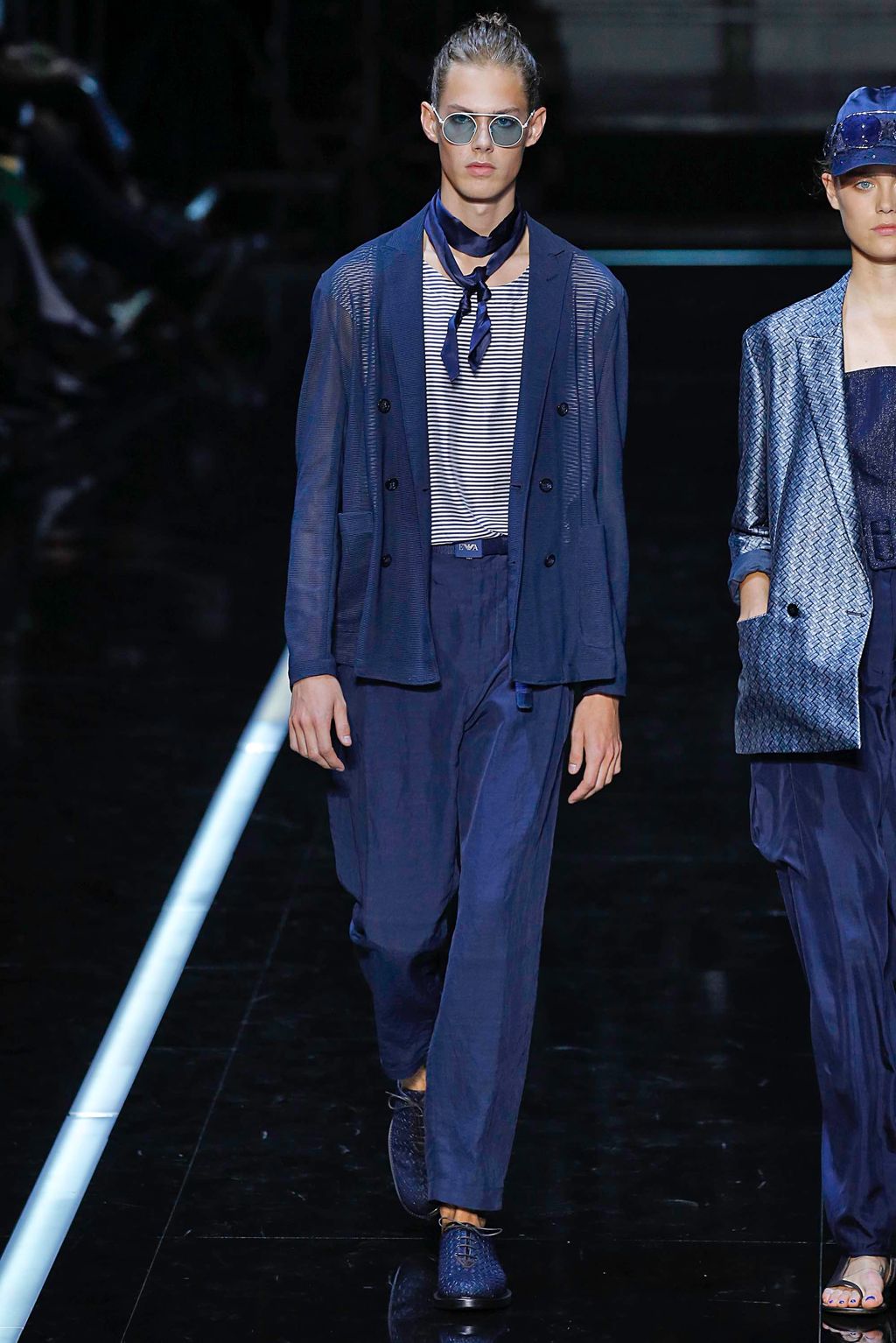 Fashion Week Milan Spring/Summer 2019 look 97 from the Emporio Armani collection womenswear