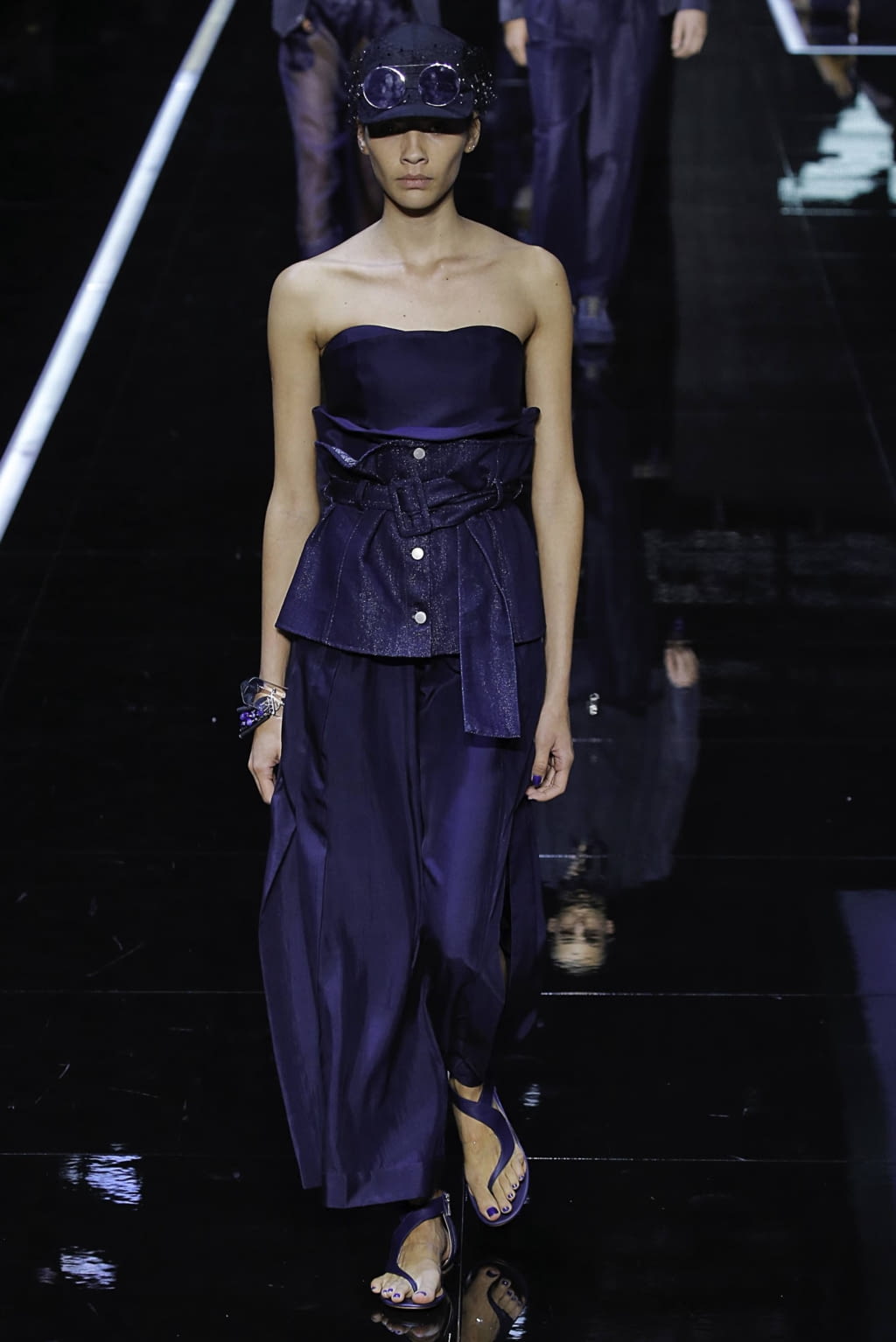 Fashion Week Milan Spring/Summer 2019 look 101 from the Emporio Armani collection womenswear