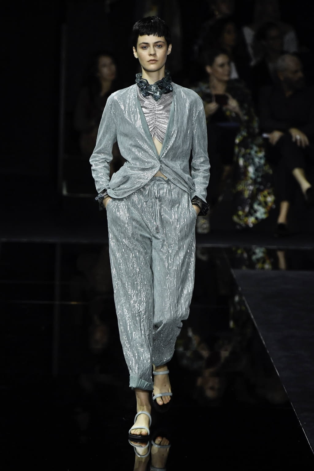 Fashion Week Milan Spring/Summer 2020 look 40 from the Emporio Armani collection 女装