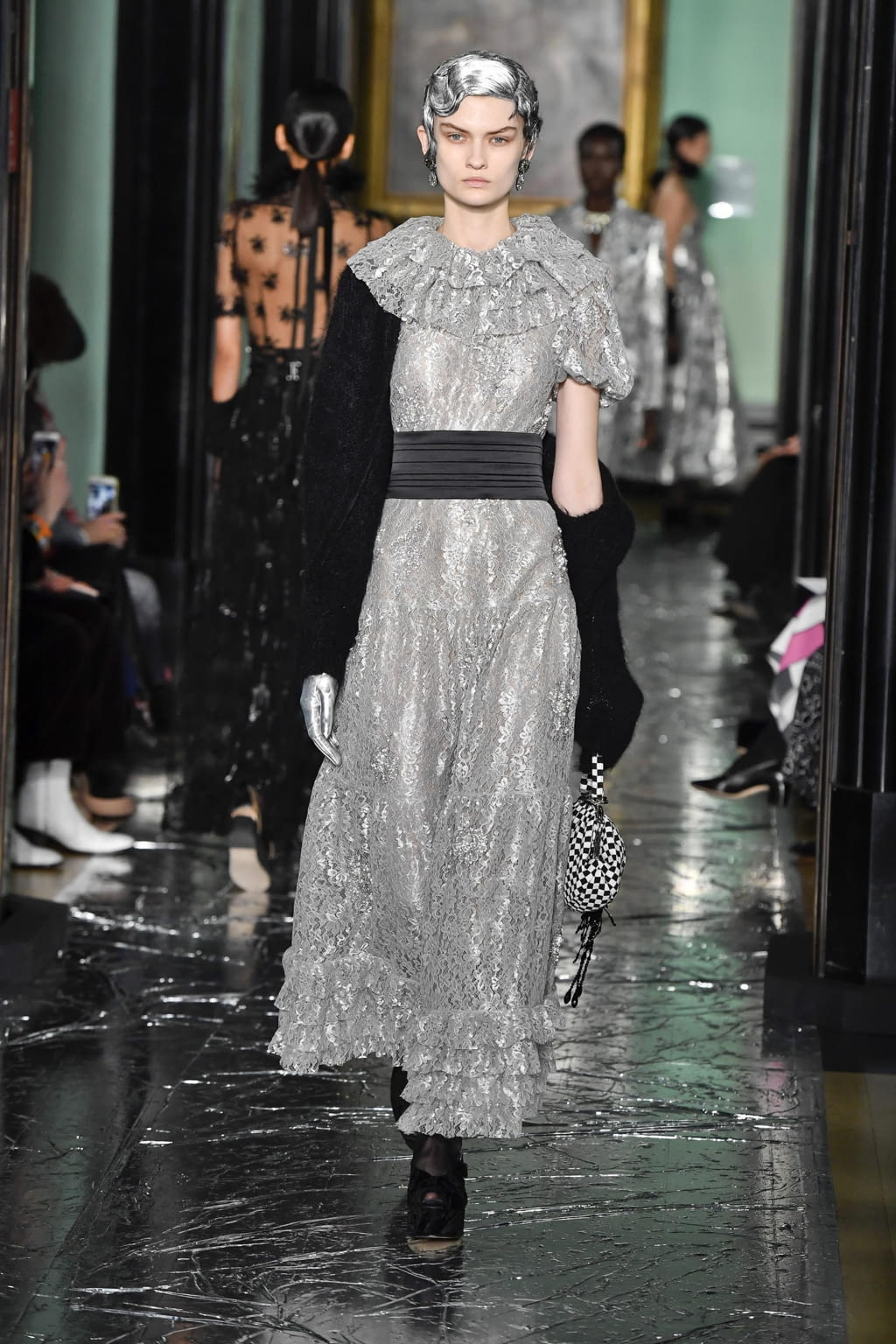 Fashion Week London Fall/Winter 2020 look 47 de la collection Erdem womenswear