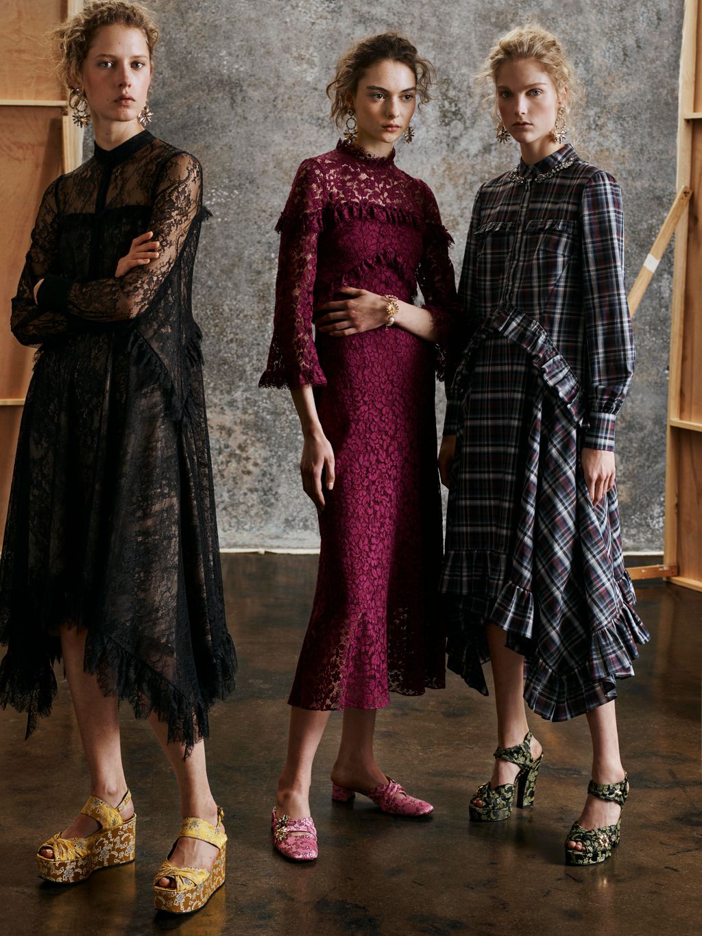 Fashion Week London Pre-Fall 2017 look 15 from the Erdem collection 女装