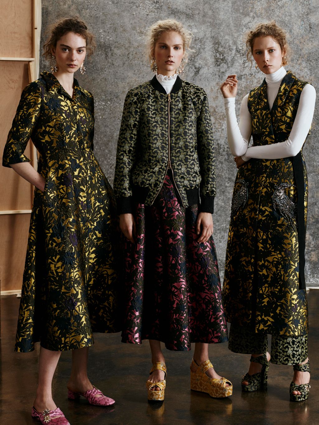 Fashion Week London Pre-Fall 2017 look 8 from the Erdem collection 女装