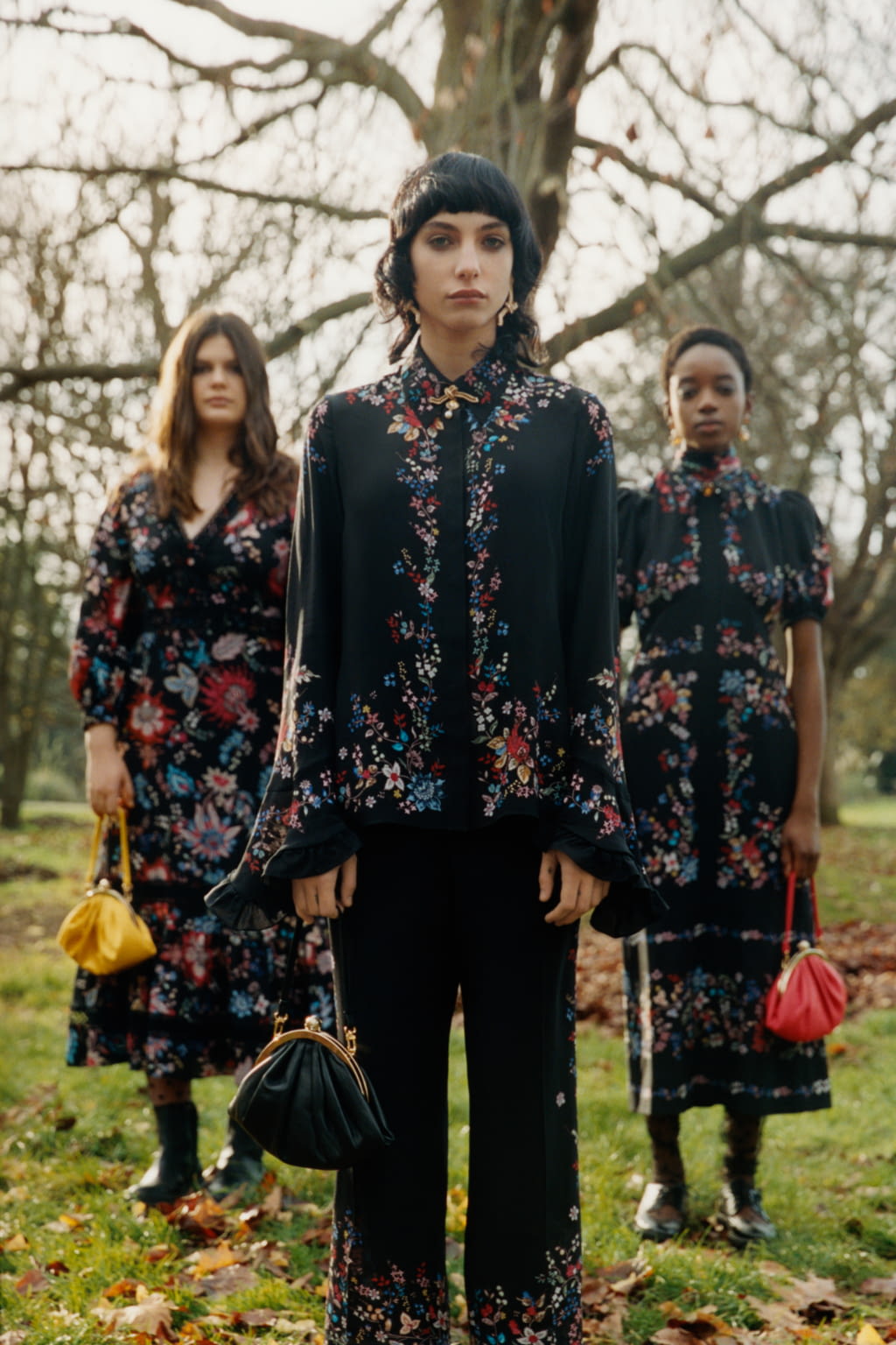 Fashion Week London Pre-Fall 2021 look 25 from the Erdem collection 女装
