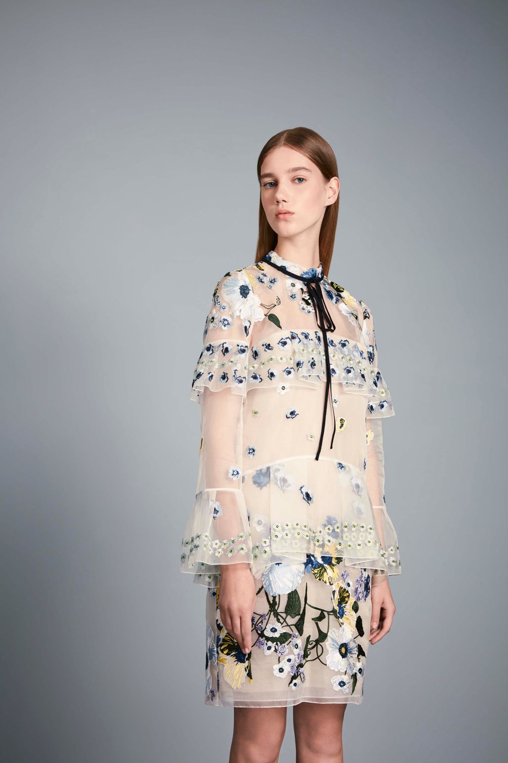 Fashion Week London Resort 2017 look 16 from the Erdem collection 女装