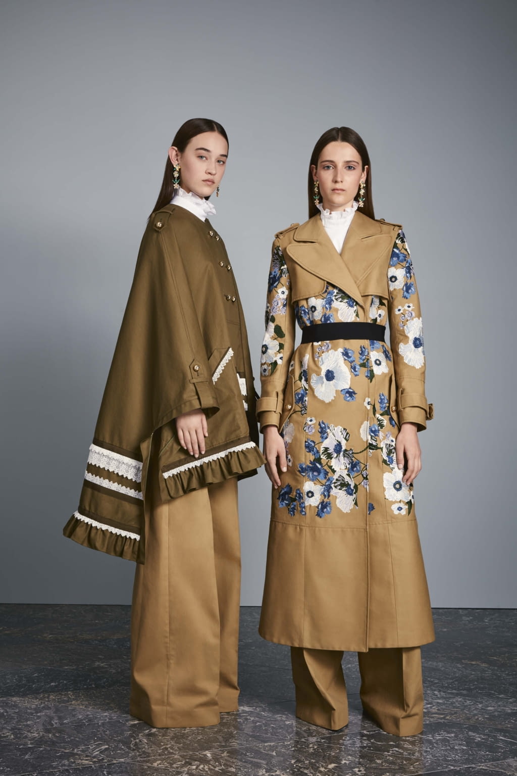 Fashion Week London Resort 2017 look 3 from the Erdem collection 女装
