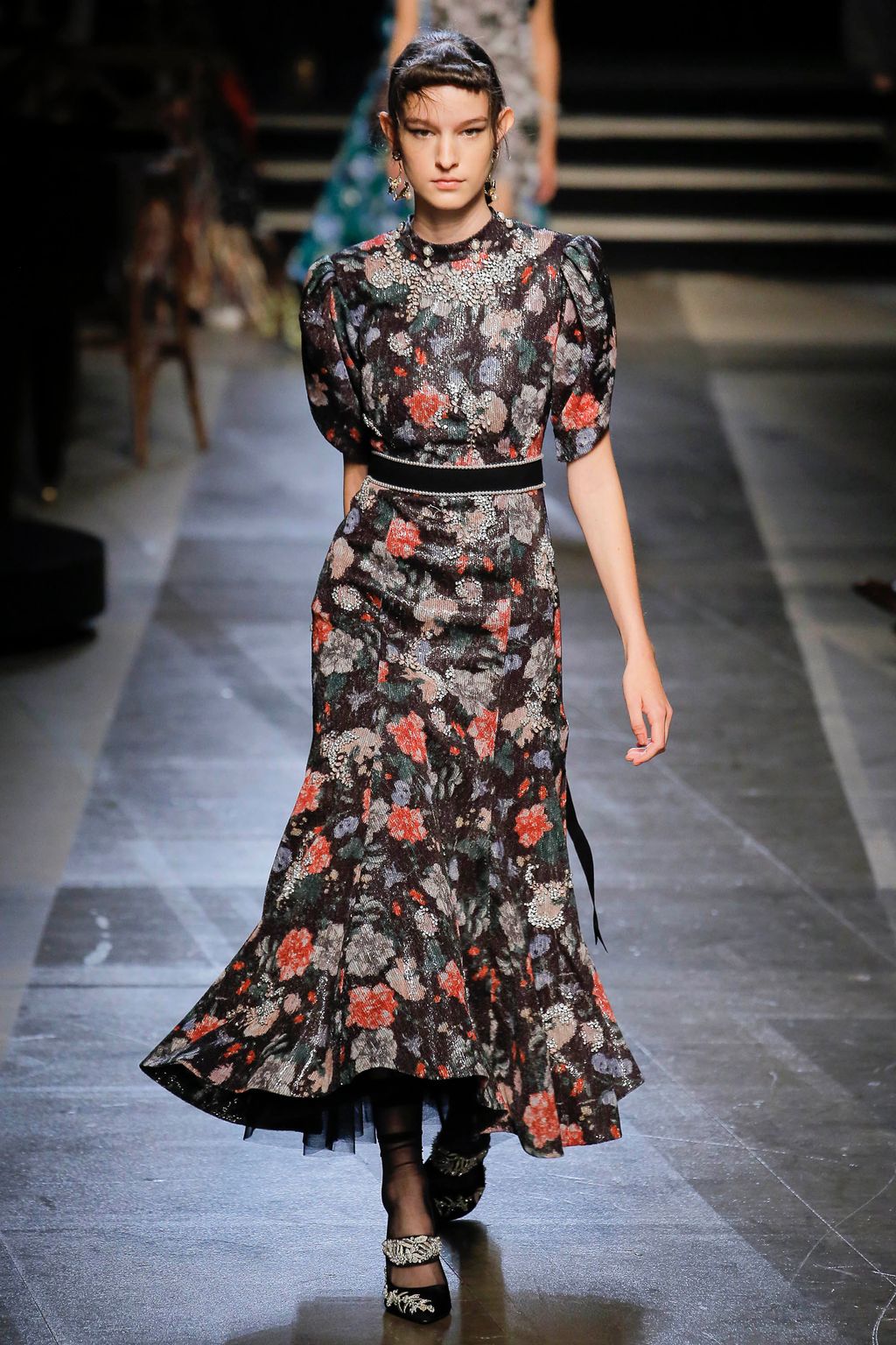 Fashion Week London Spring/Summer 2018 look 28 from the Erdem collection womenswear