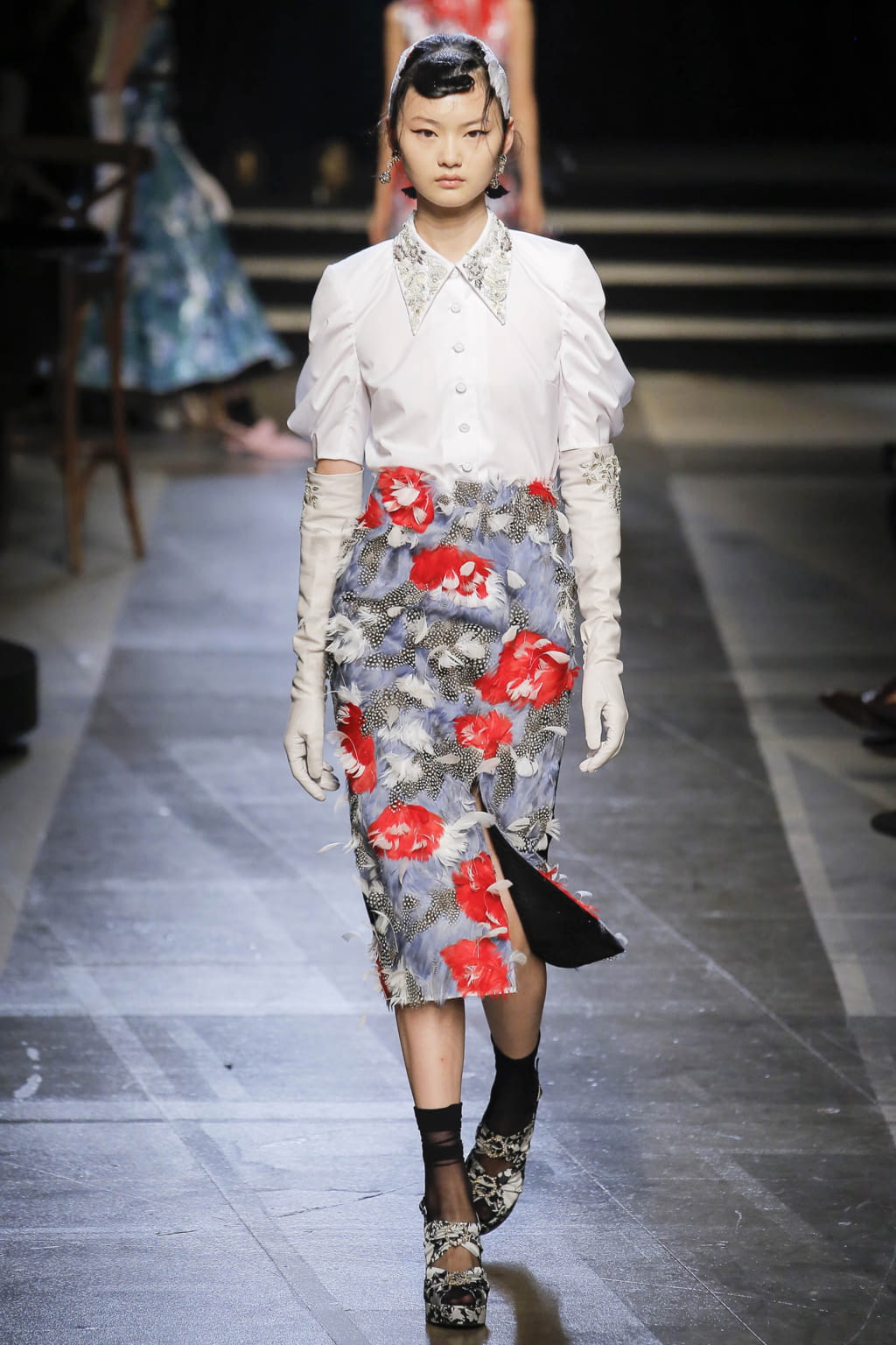Fashion Week London Spring/Summer 2018 look 30 from the Erdem collection womenswear