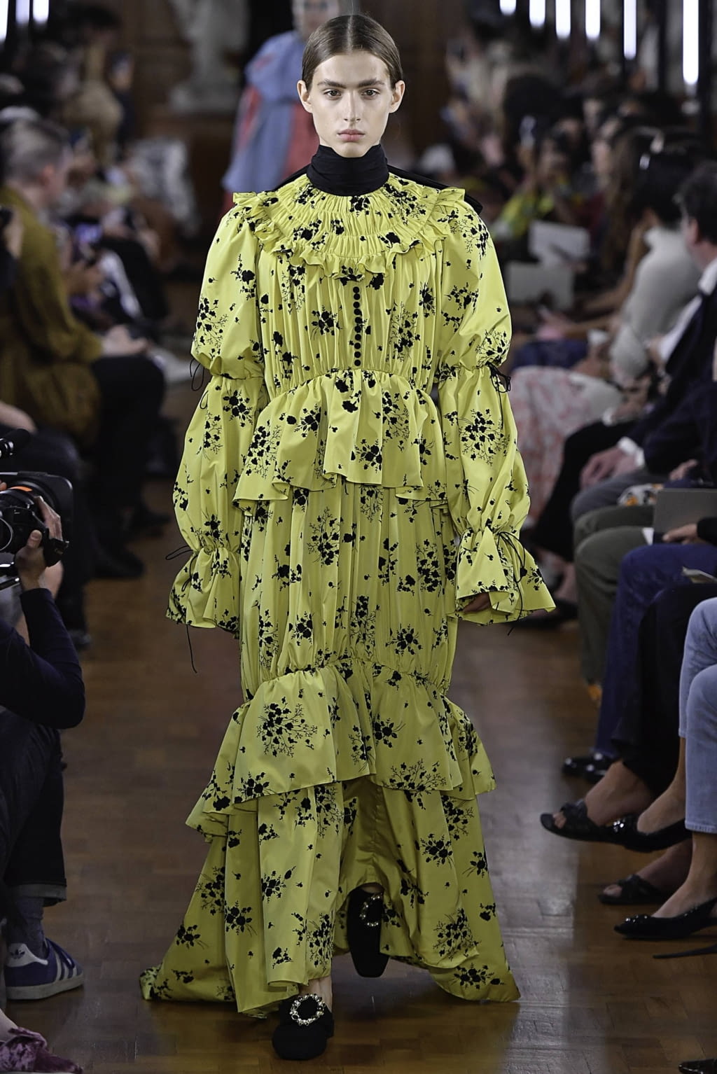 Fashion Week London Spring/Summer 2019 look 23 from the Erdem collection womenswear