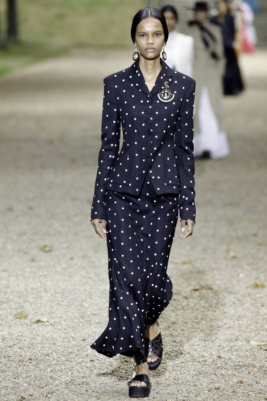 Fashion Week London Spring/Summer 2020 look 1 from the Erdem collection womenswear