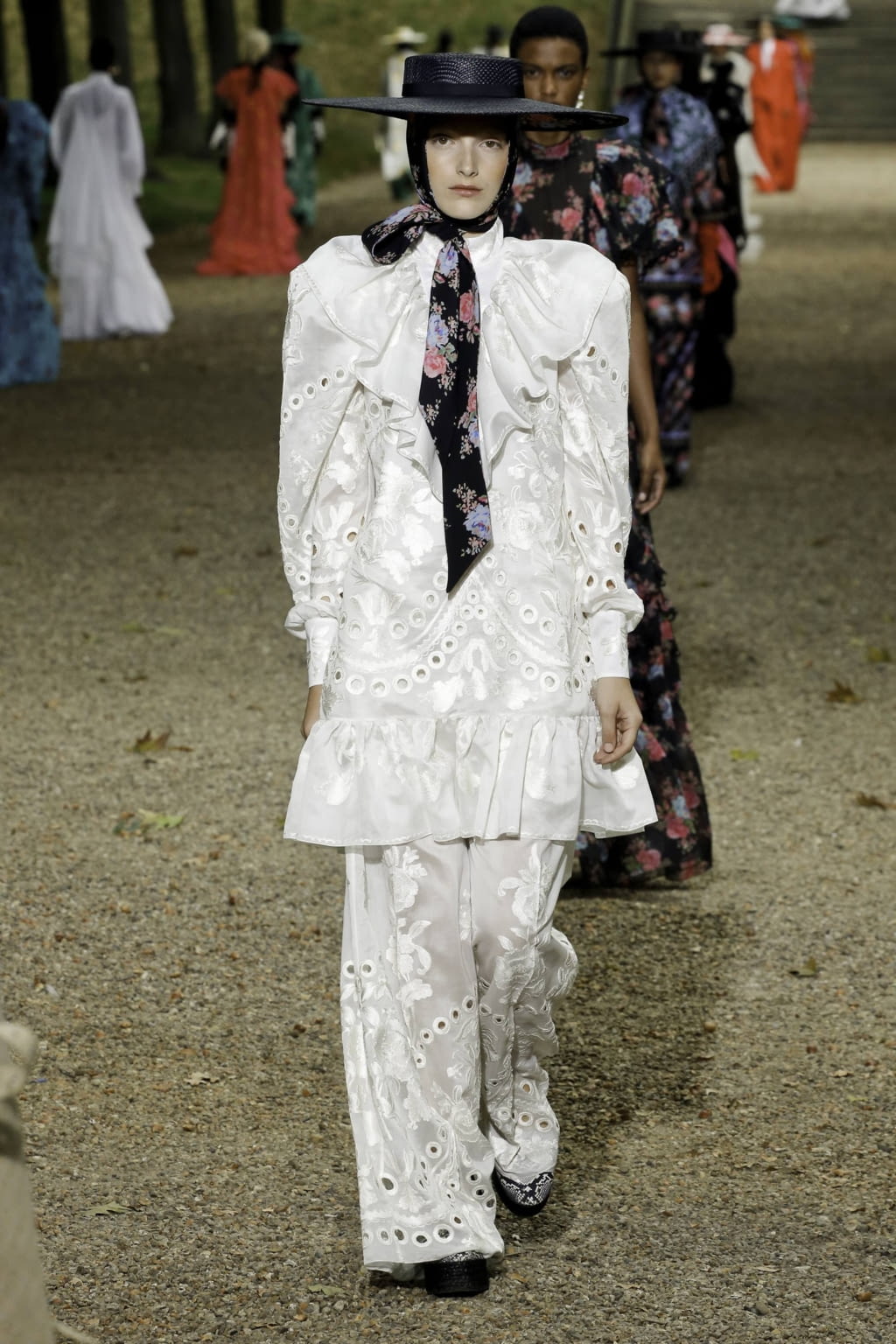 Fashion Week London Spring/Summer 2020 look 16 from the Erdem collection womenswear