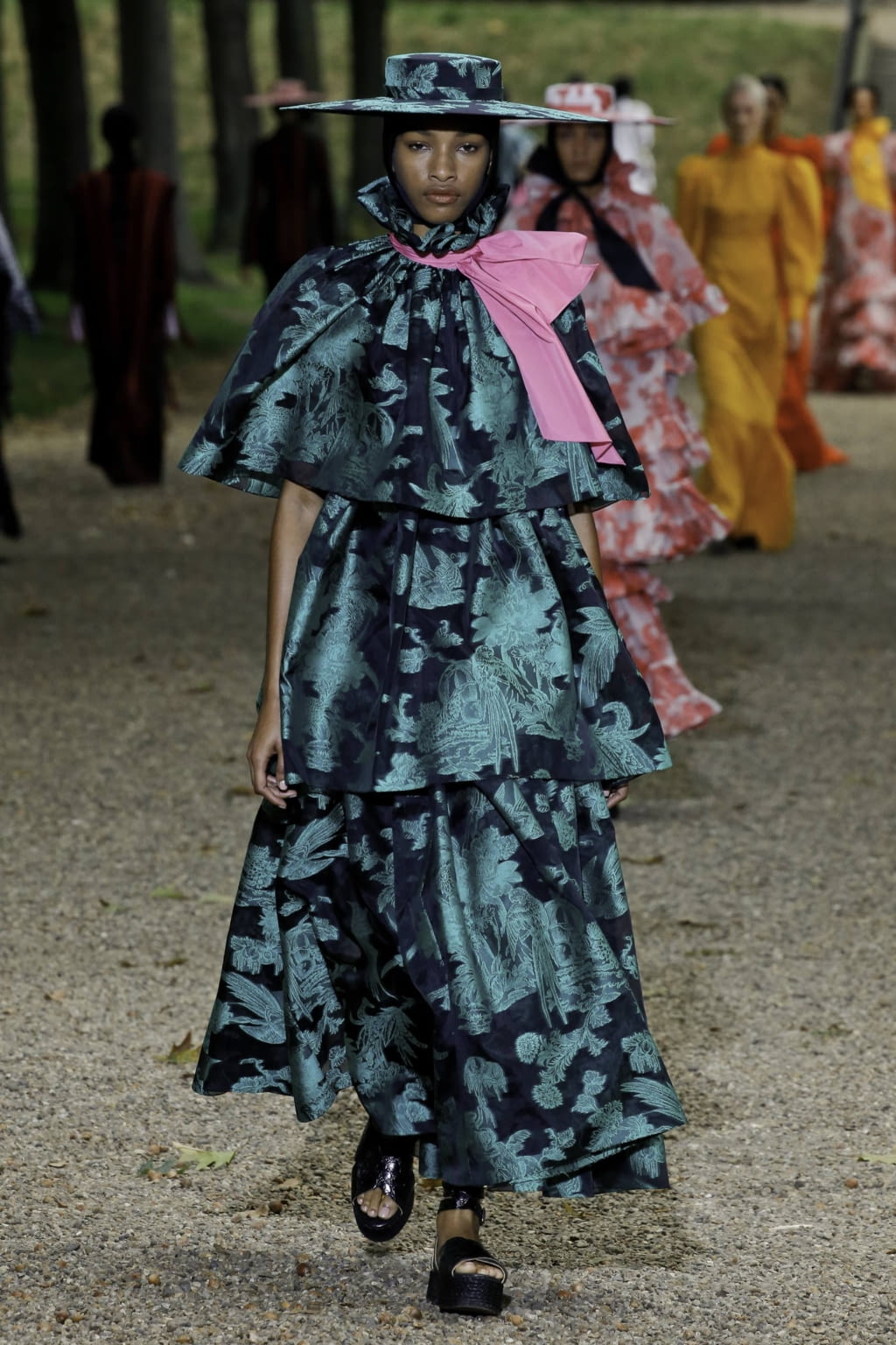 Fashion Week London Spring/Summer 2020 look 38 from the Erdem collection womenswear