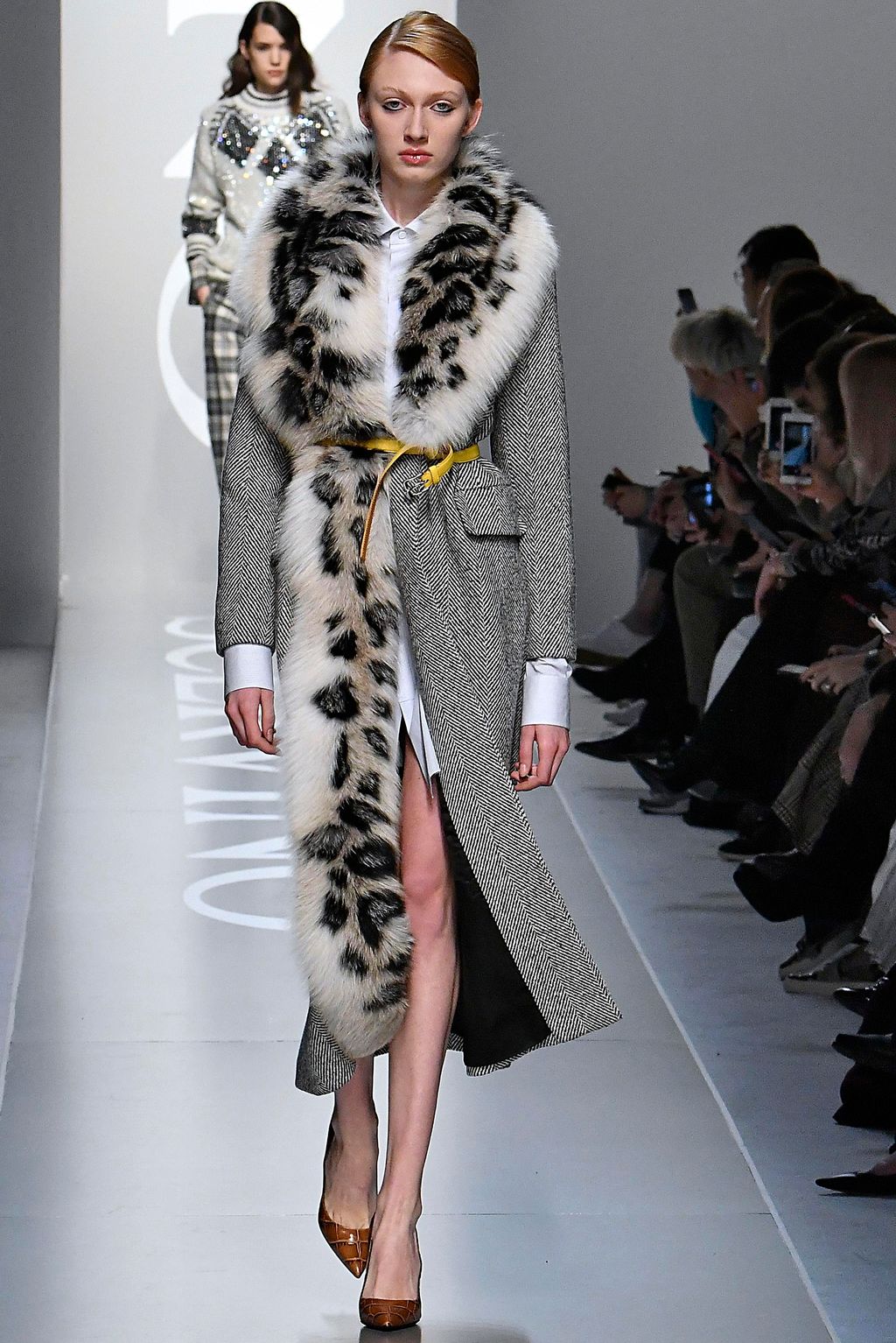 Fashion Week Milan Fall/Winter 2018 look 13 from the Ermanno Scervino collection womenswear