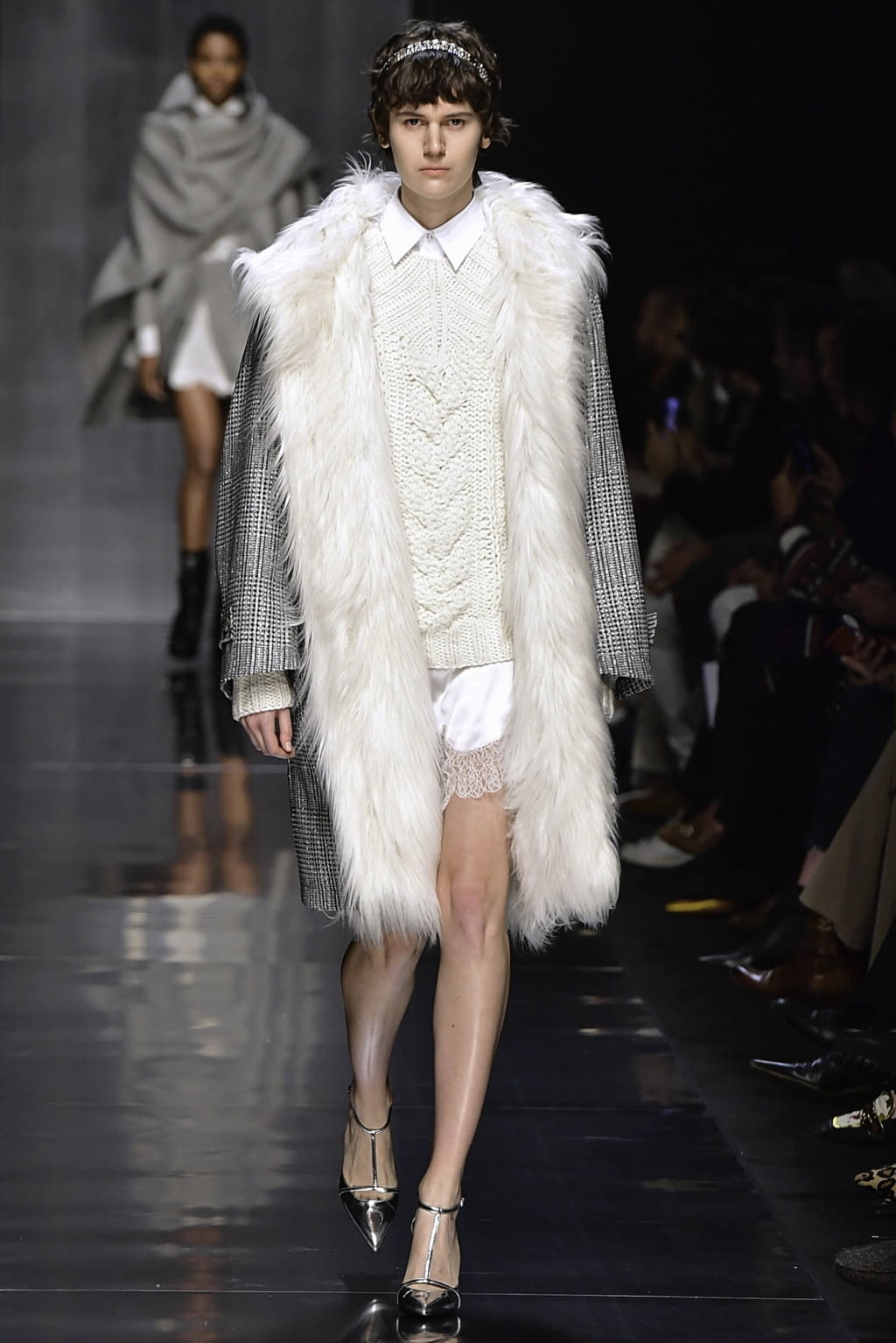 Fashion Week Milan Fall/Winter 2019 look 4 from the Ermanno Scervino collection womenswear